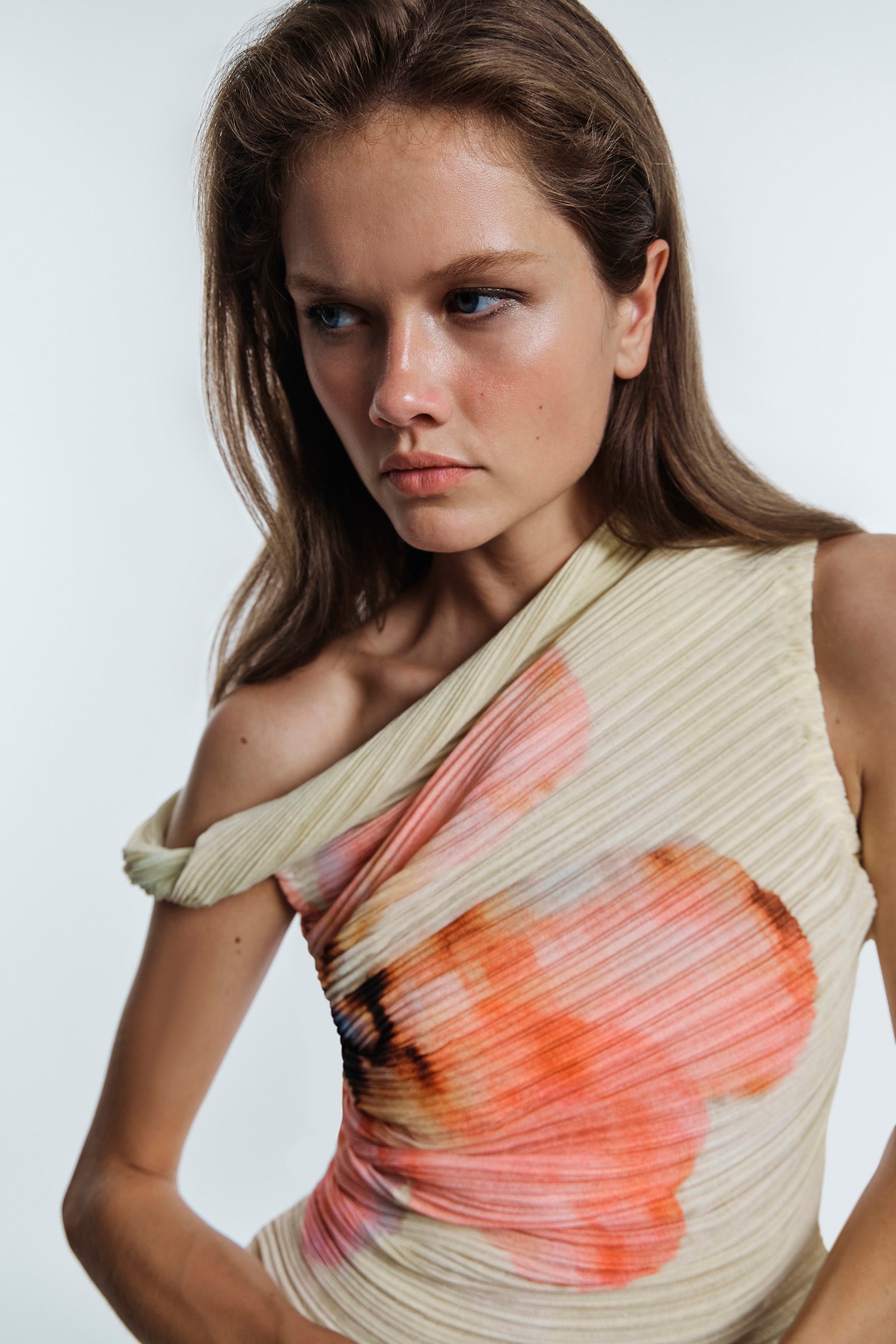 LIGHT SPEED TWIST SHOULDER BLOUSE