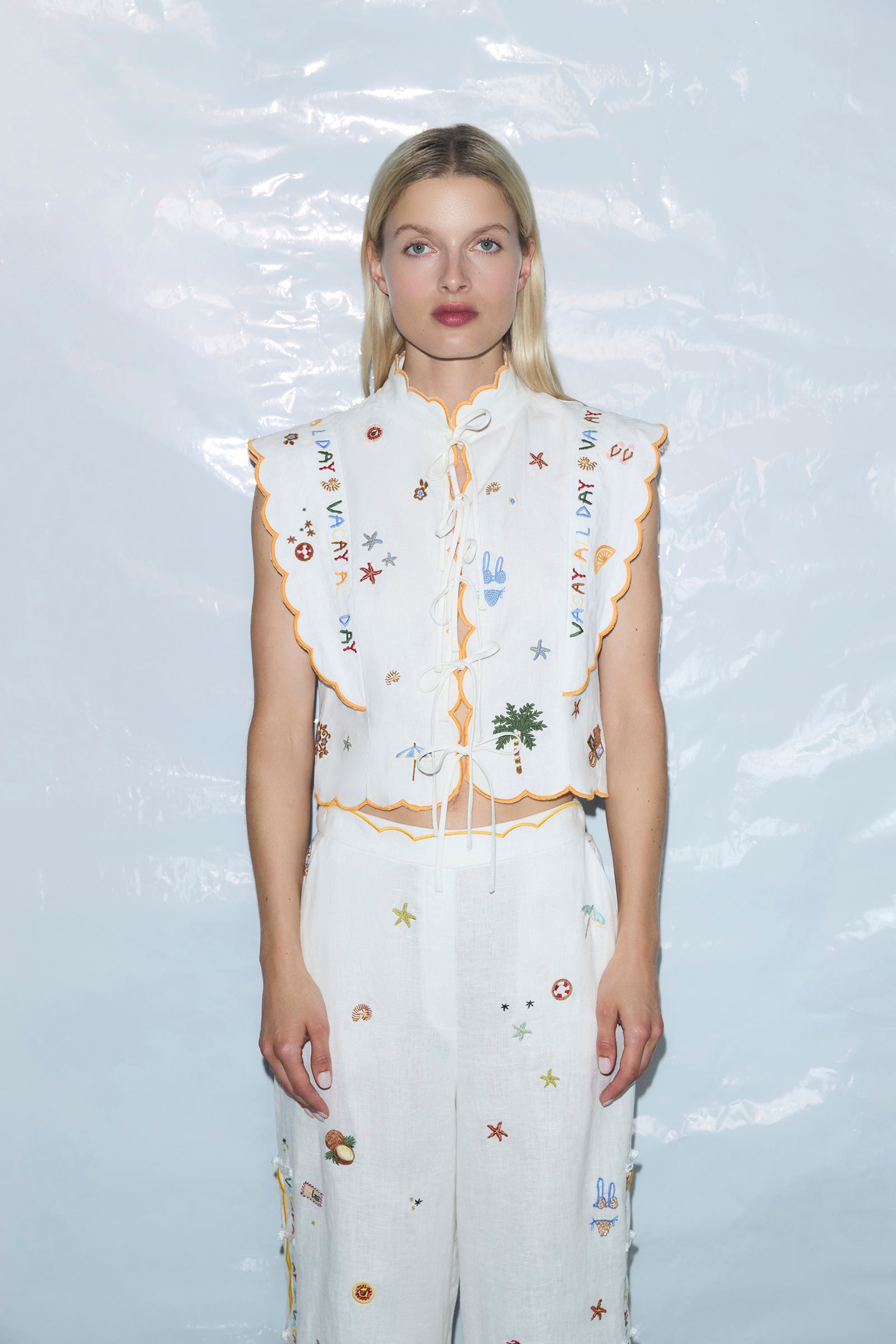 VACAY ALL DAY SCALLOP EDGE PANTS