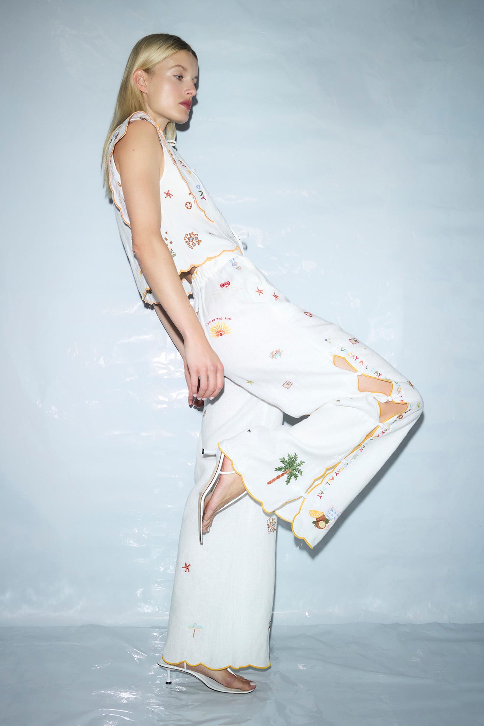 VACAY ALL DAY SCALLOP EDGE PANTS