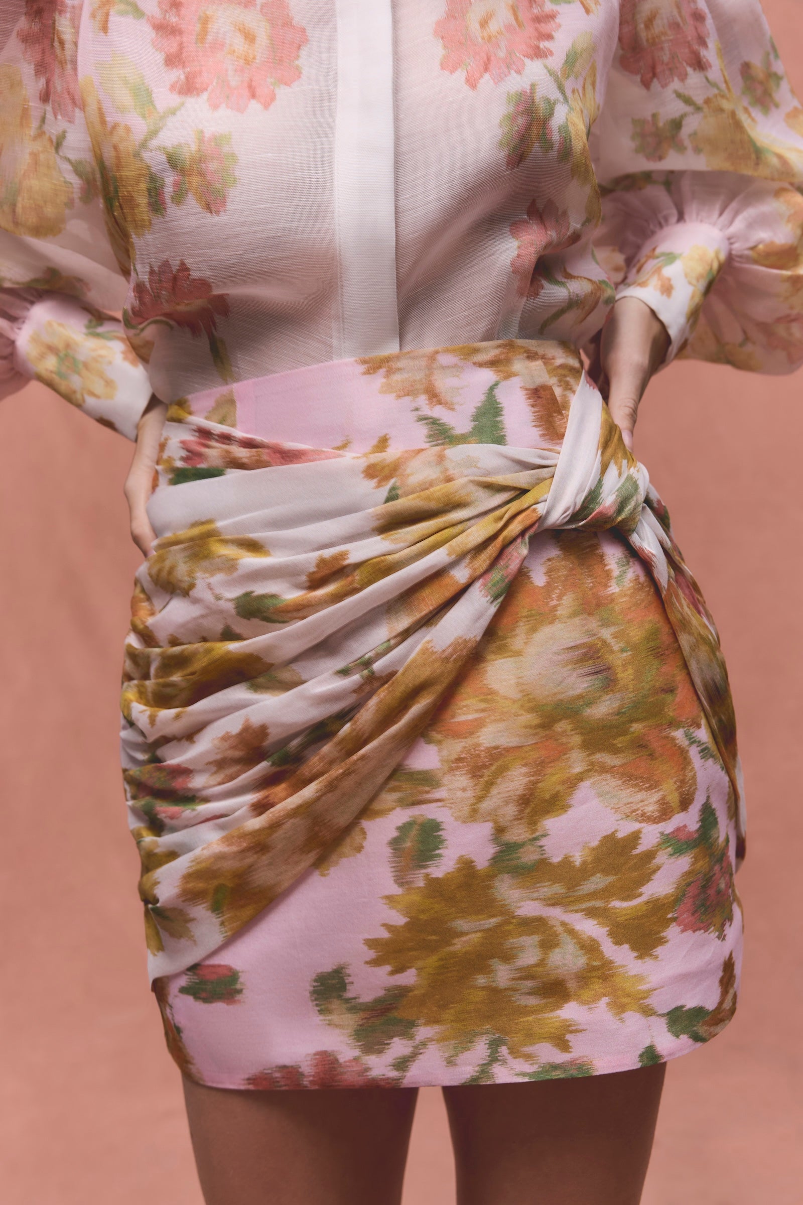 PEACH DREAM TWIST MINI SKIRT