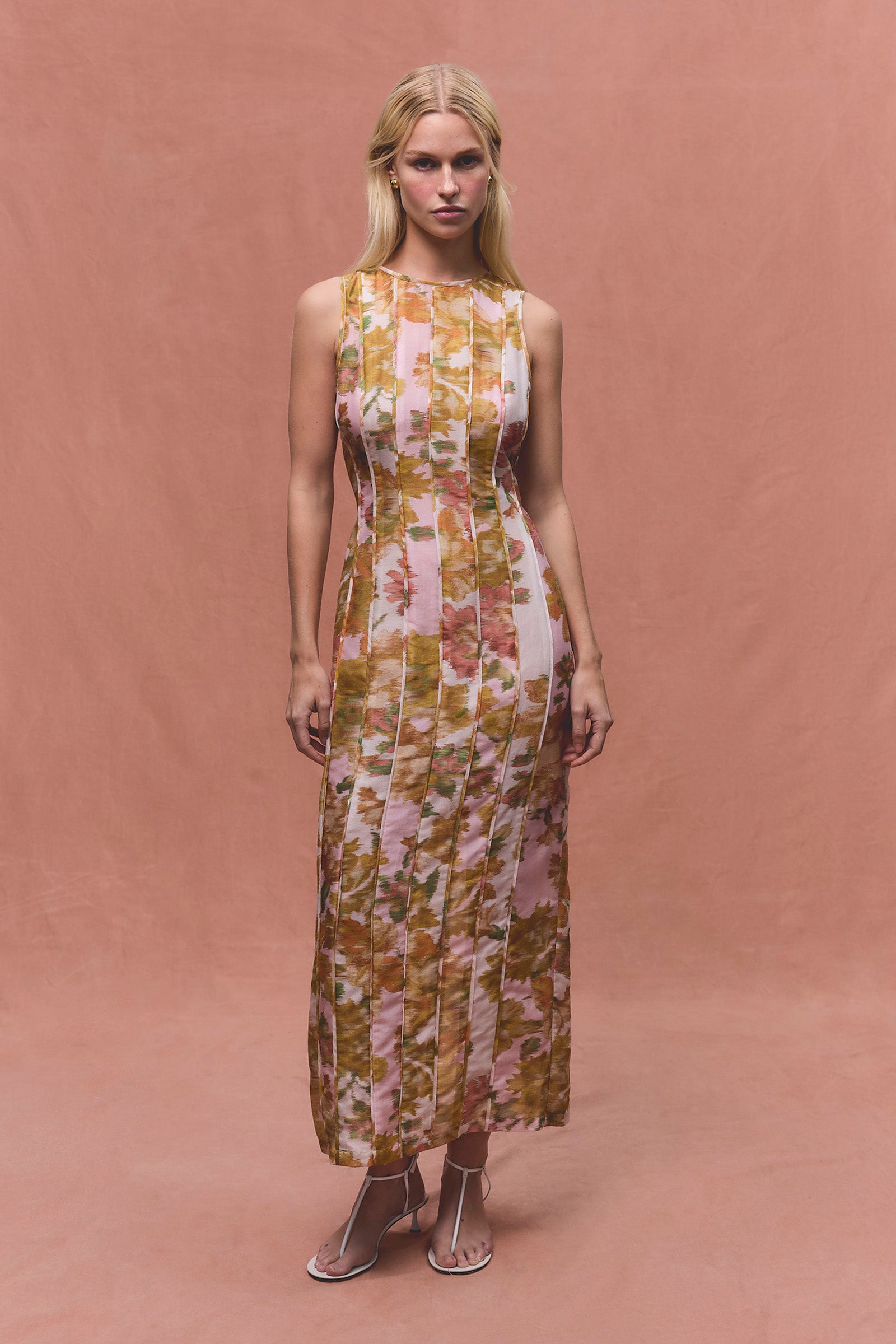 PEACH DREAM SLEEVELESS DRESS