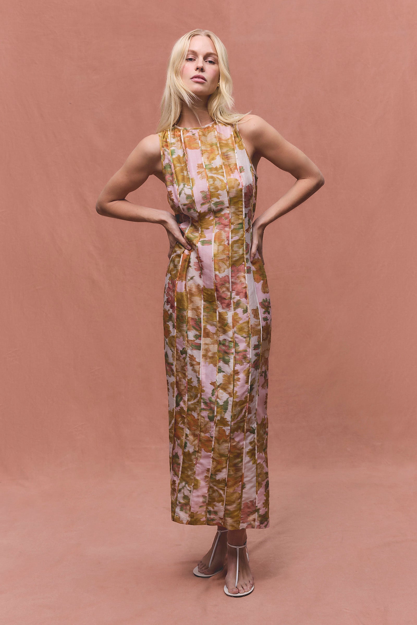 PEACH DREAM SLEEVELESS DRESS