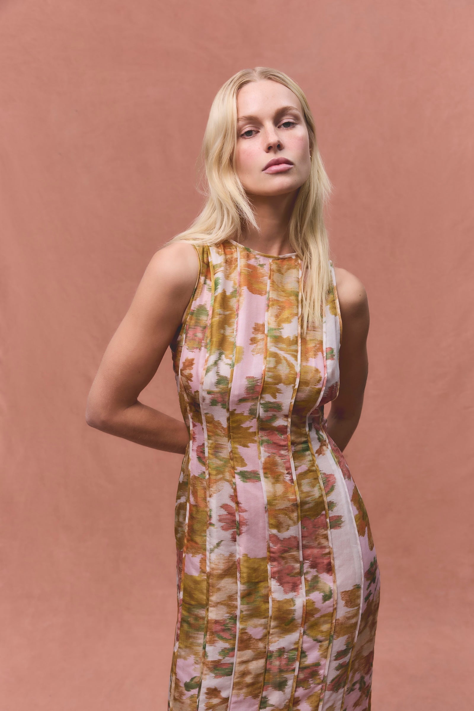 PEACH DREAM SLEEVELESS DRESS