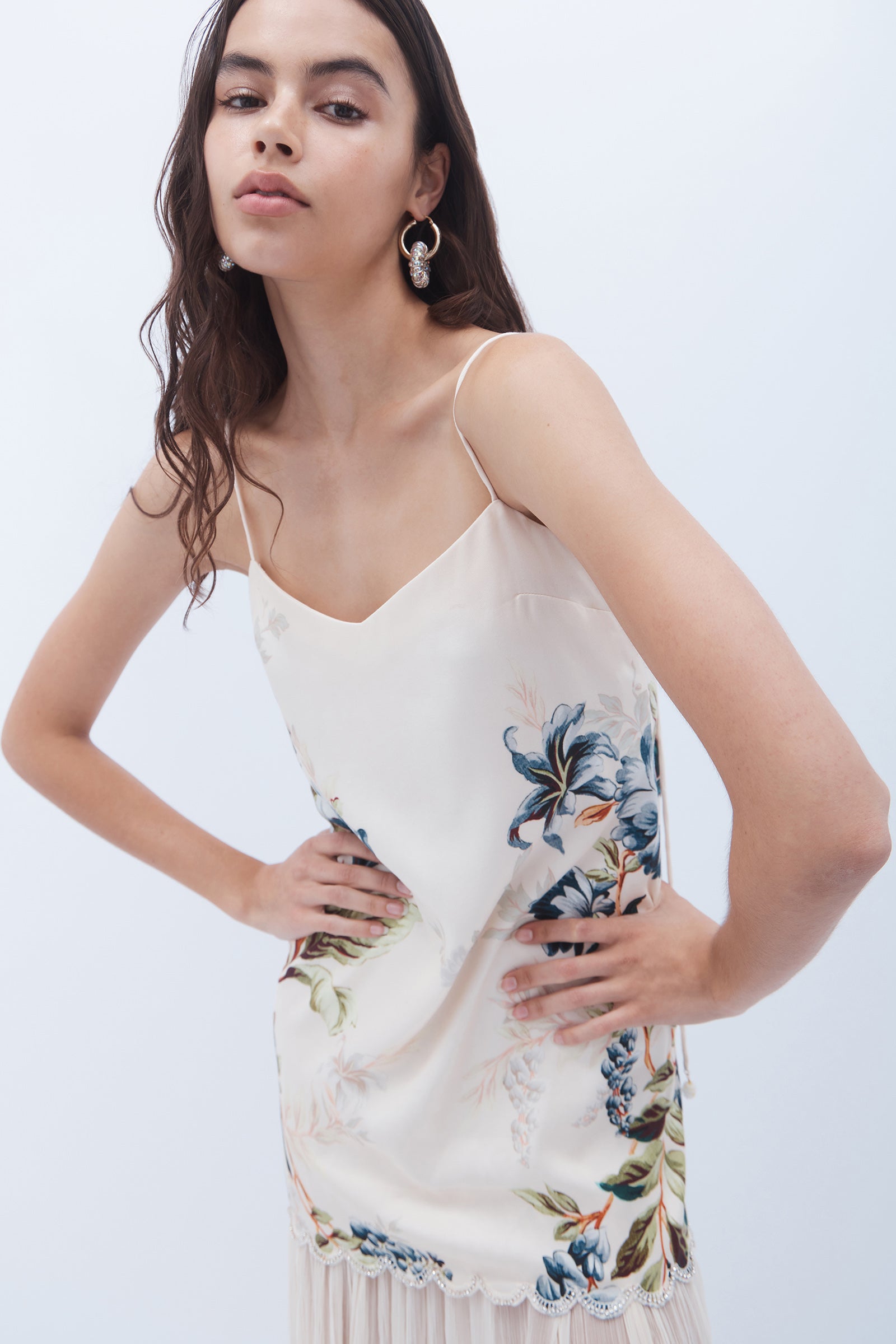 LA MAR DROPPED WAIST SCALLOP GOWN