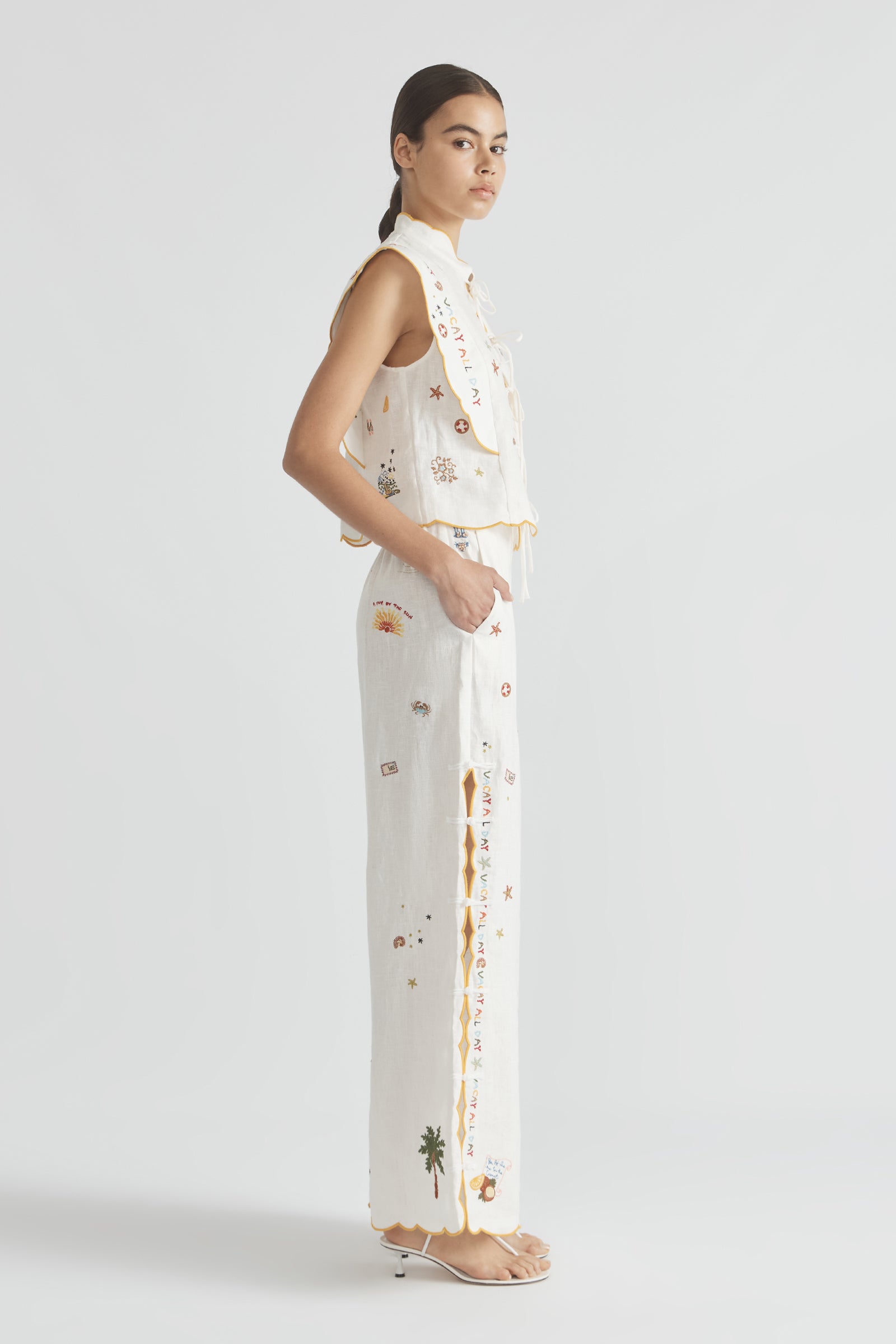 VACAY ALL DAY SCALLOP EDGE PANTS