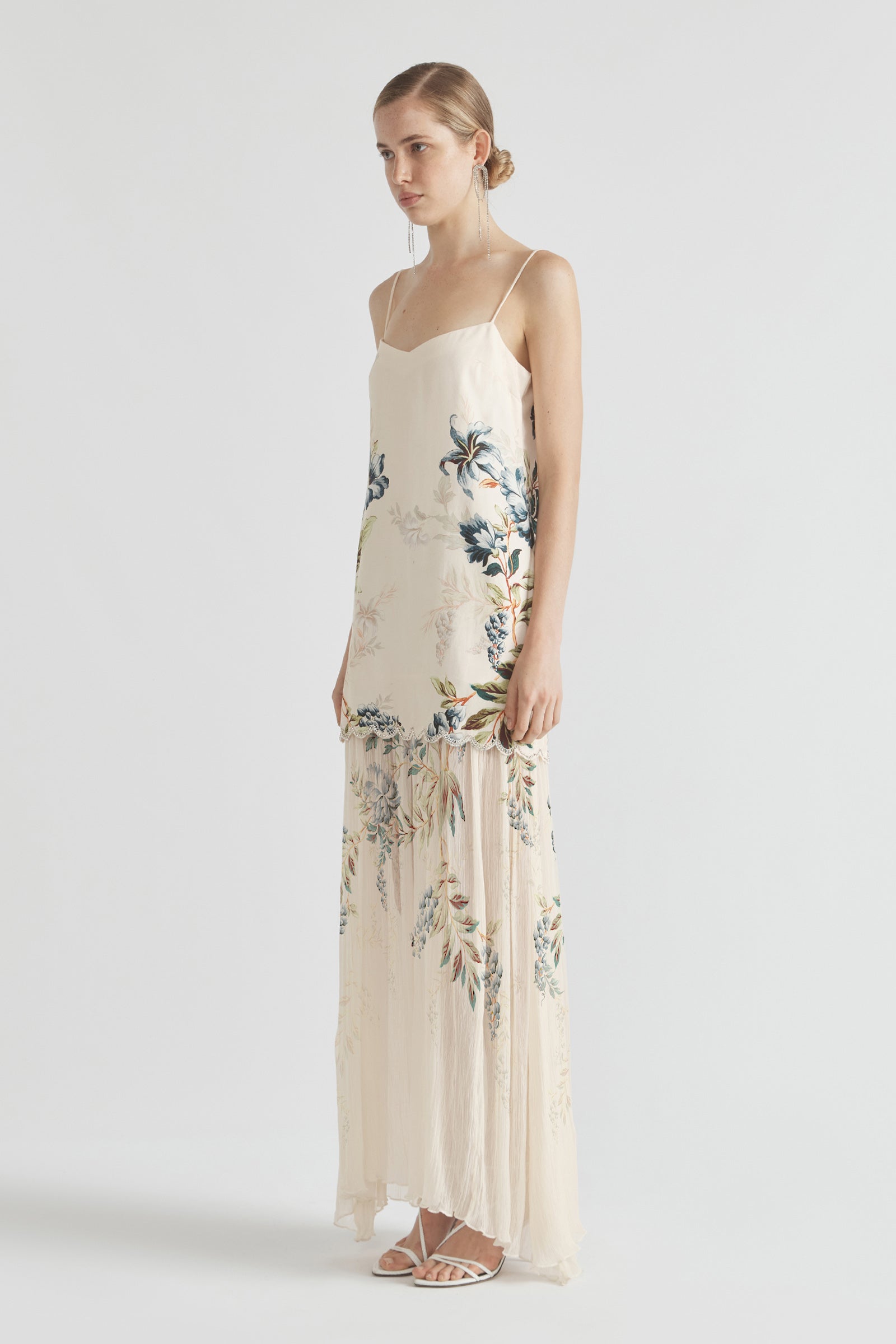 LA MAR DROPPED WAIST SCALLOP GOWN