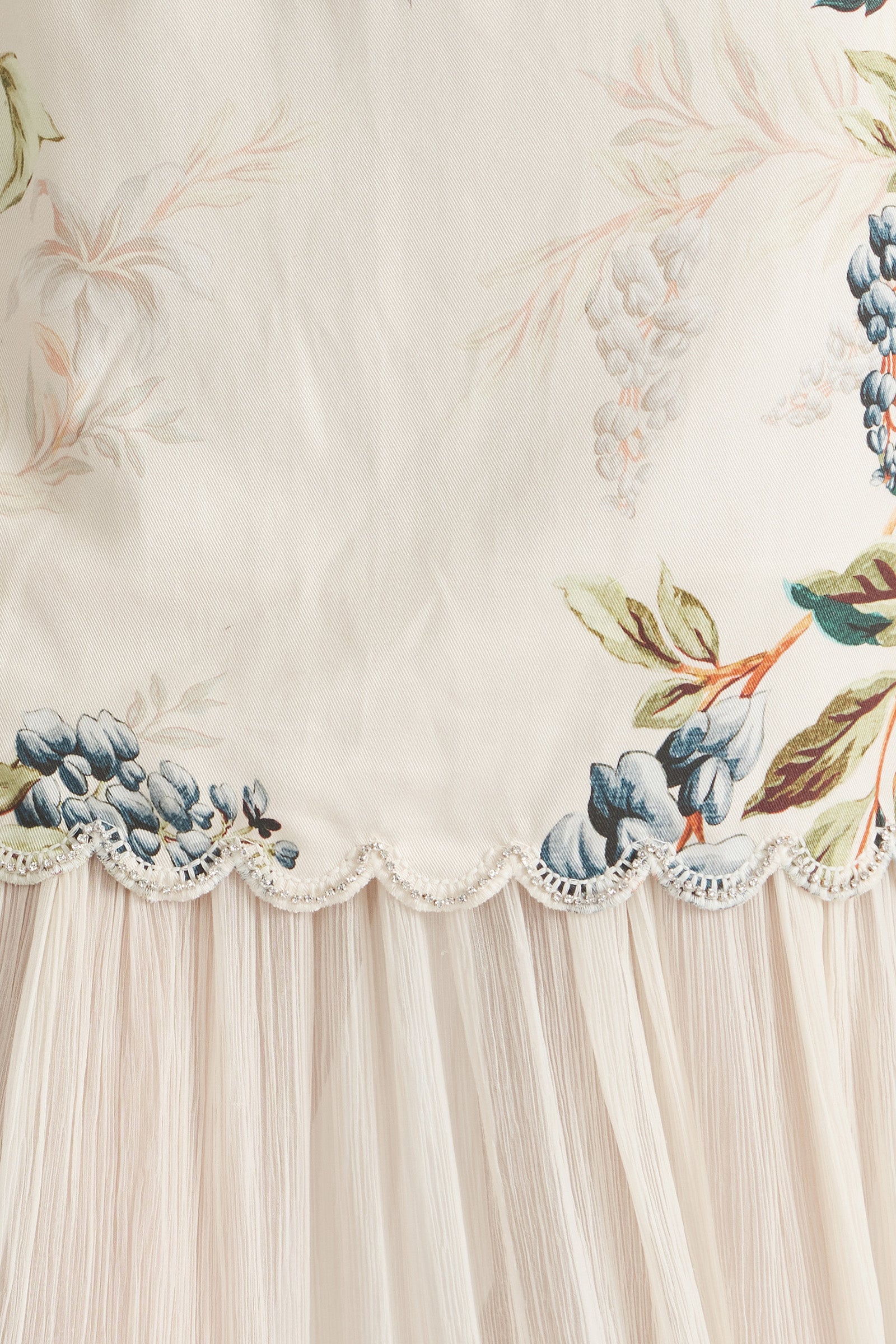 LA MAR DROPPED WAIST SCALLOP GOWN