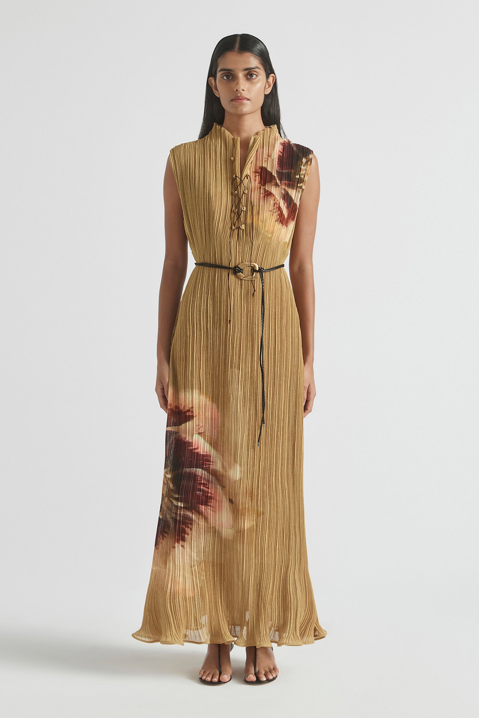 LIGHT SPEED SLEEVELESS PLEATED MIDI