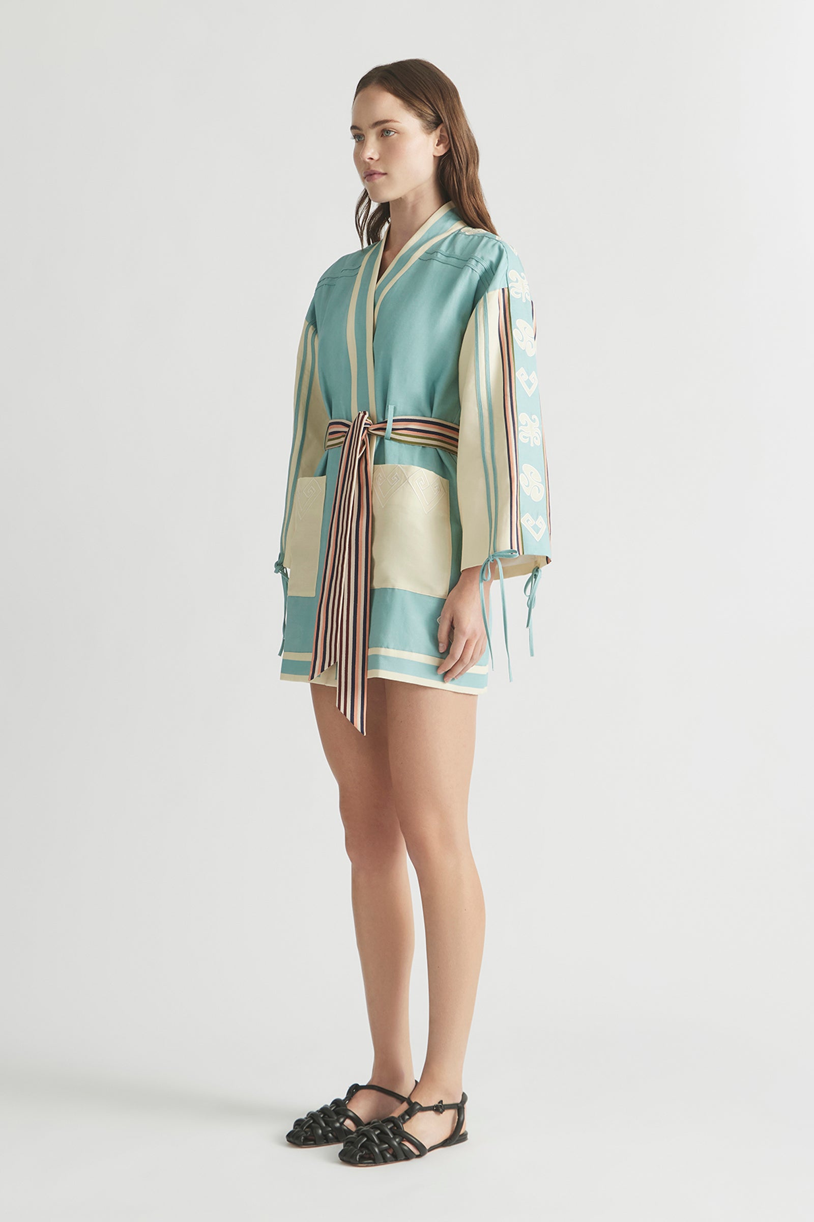 GOLD RUSH PATCH POCKET ROBE