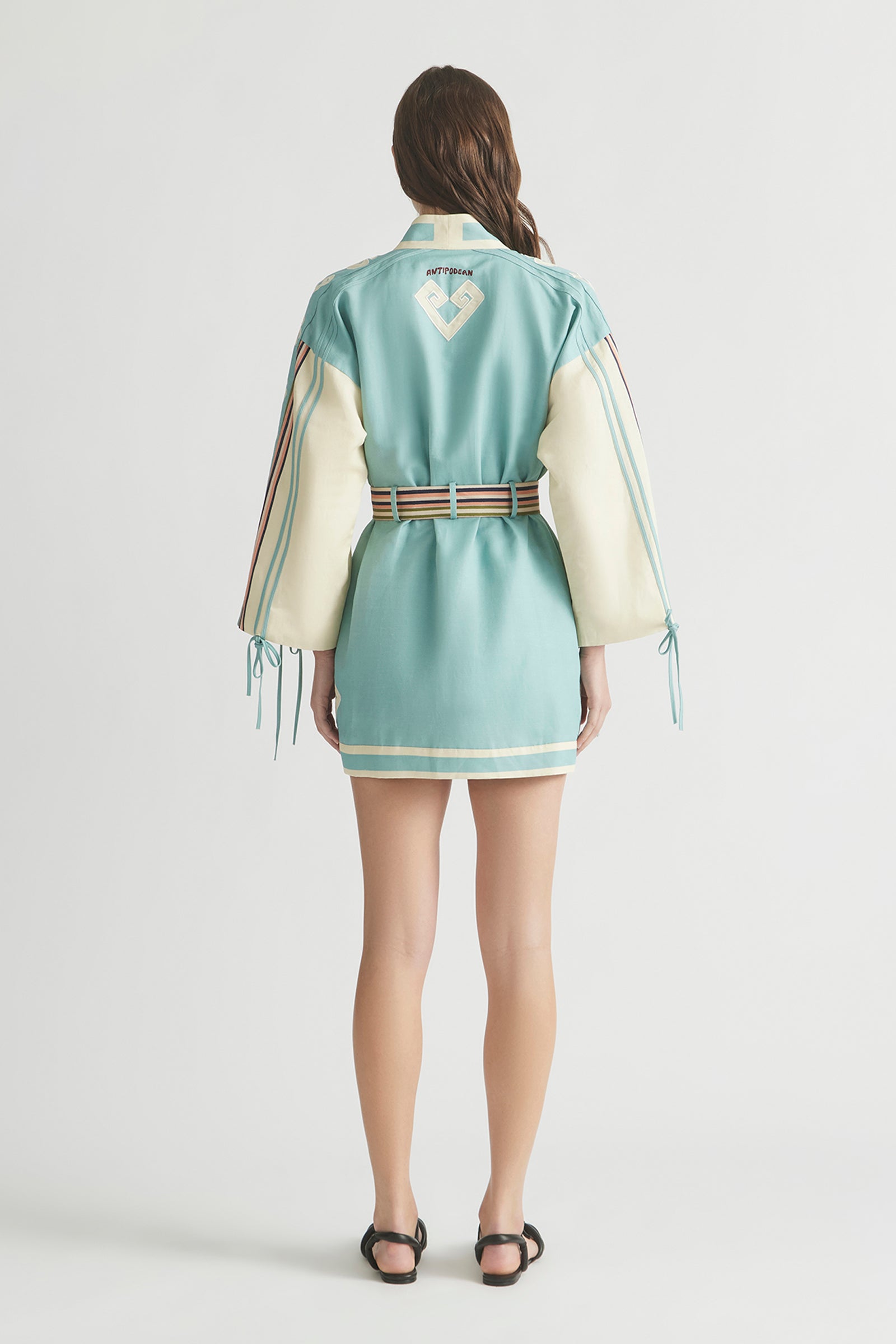 GOLD RUSH PATCH POCKET ROBE