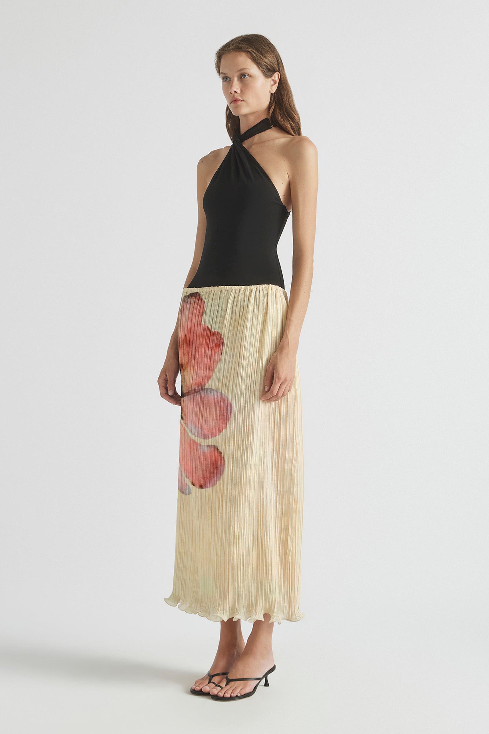 LIGHT SPEED PLEATED FLUTE MAXI SKIRT