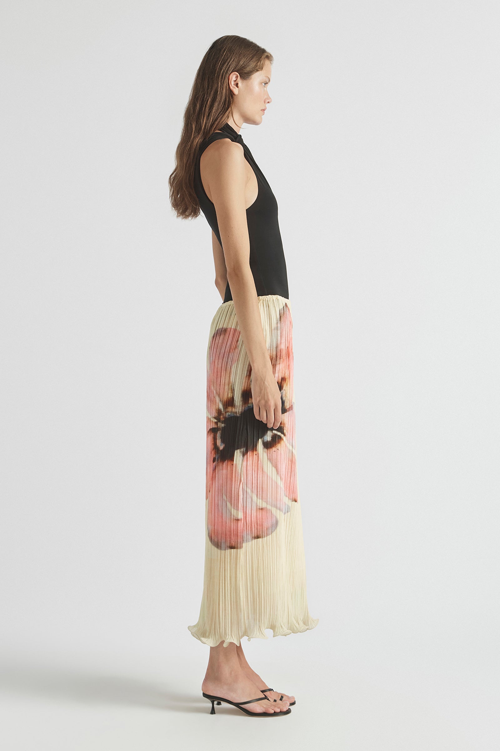 LIGHT SPEED PLEATED FLUTE MAXI SKIRT