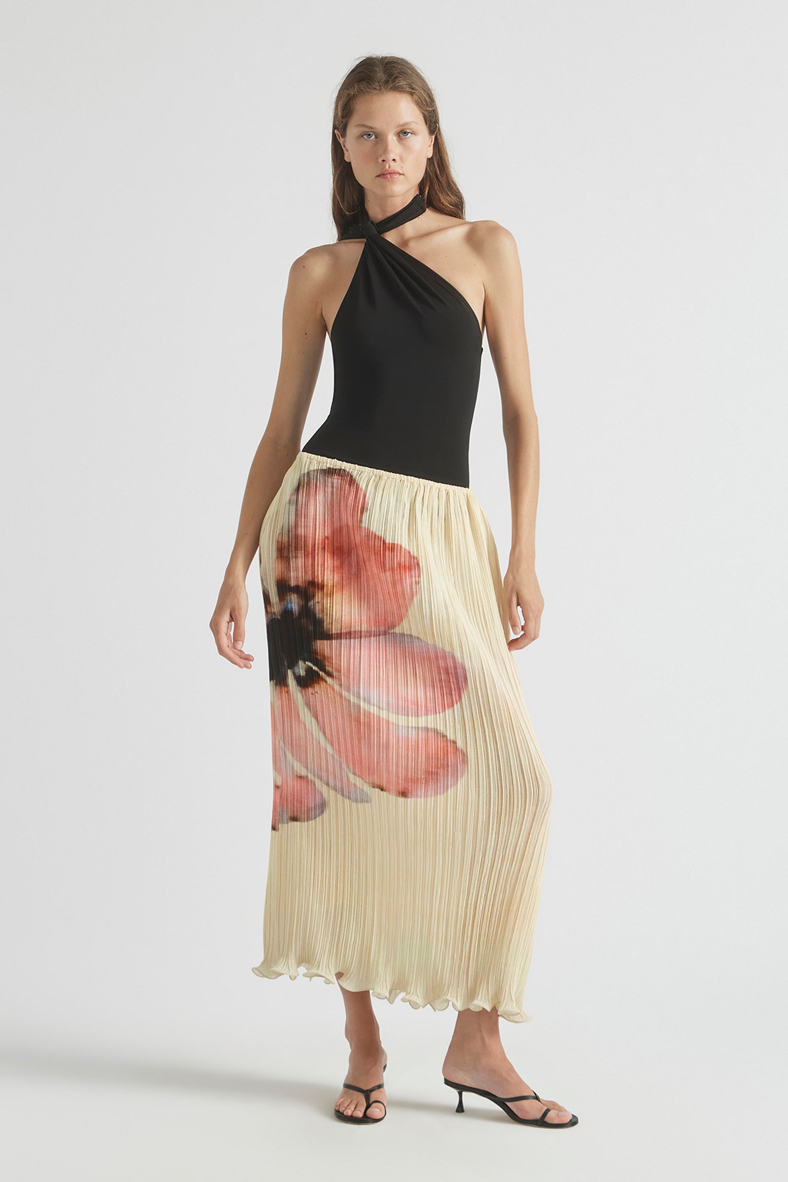 LIGHT SPEED PLEATED FLUTE MAXI SKIRT