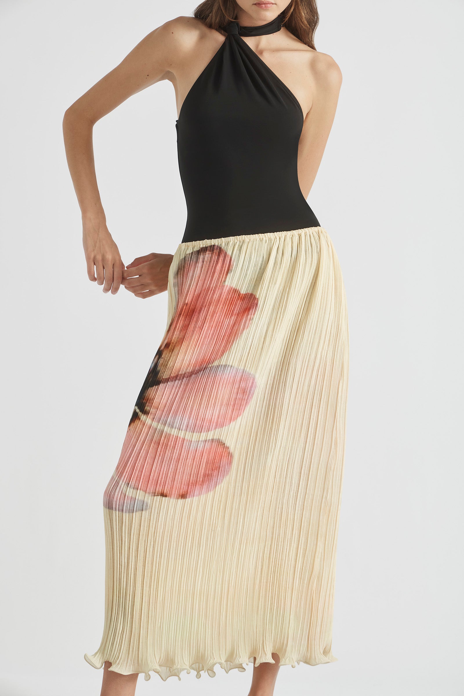 LIGHT SPEED PLEATED FLUTE MAXI SKIRT