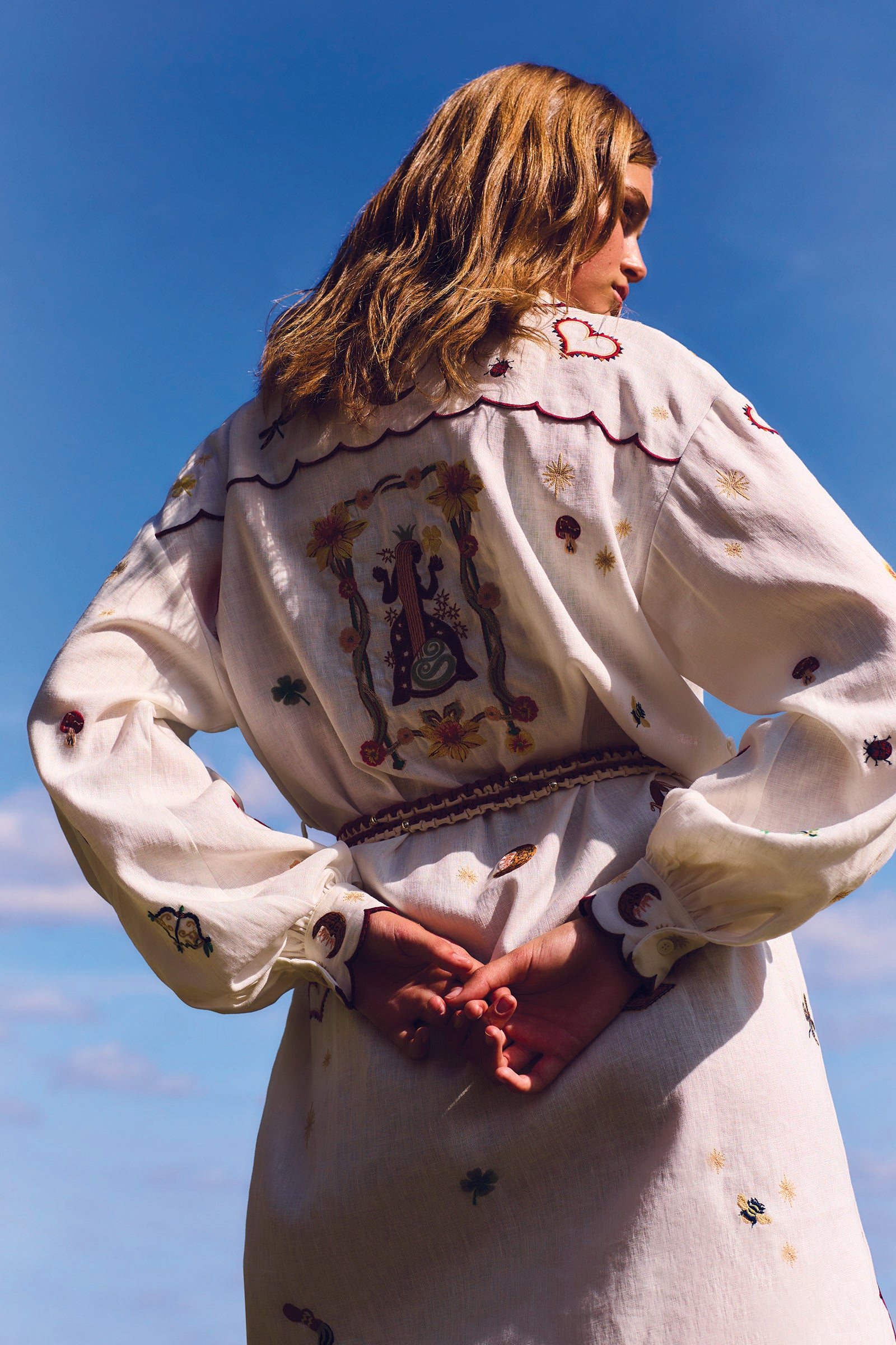 QUEEN OF HEARTS BELTED SHIRT DRESS