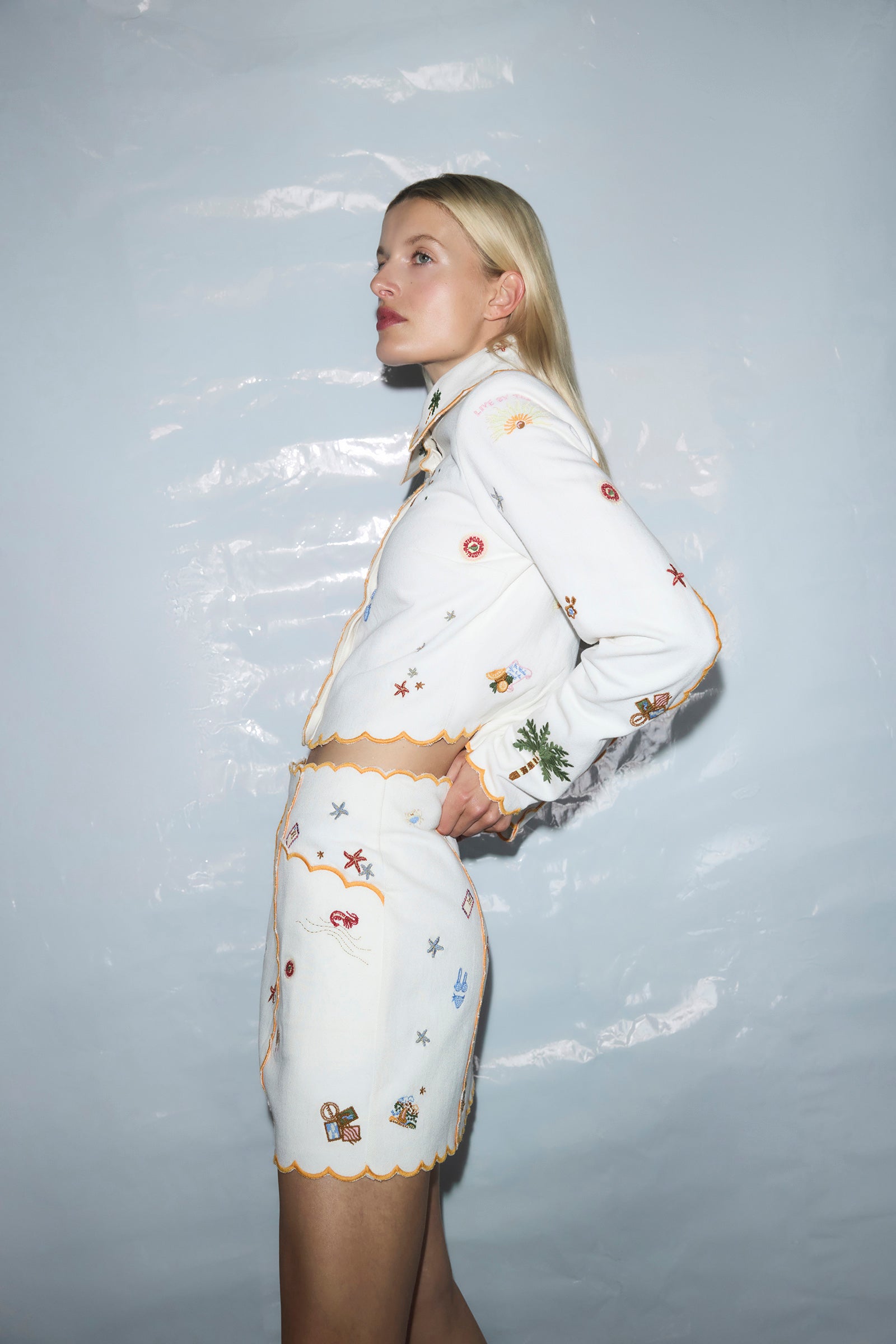 VACAY ALL DAY CROPPED JACKET