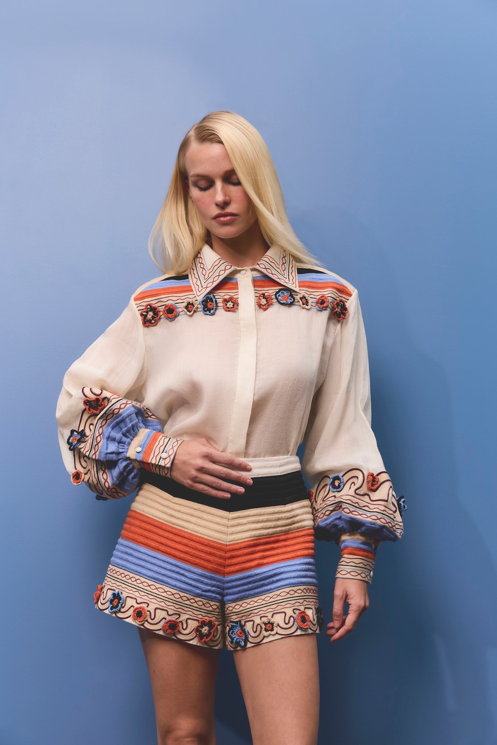 RISE YOKE BLOUSE