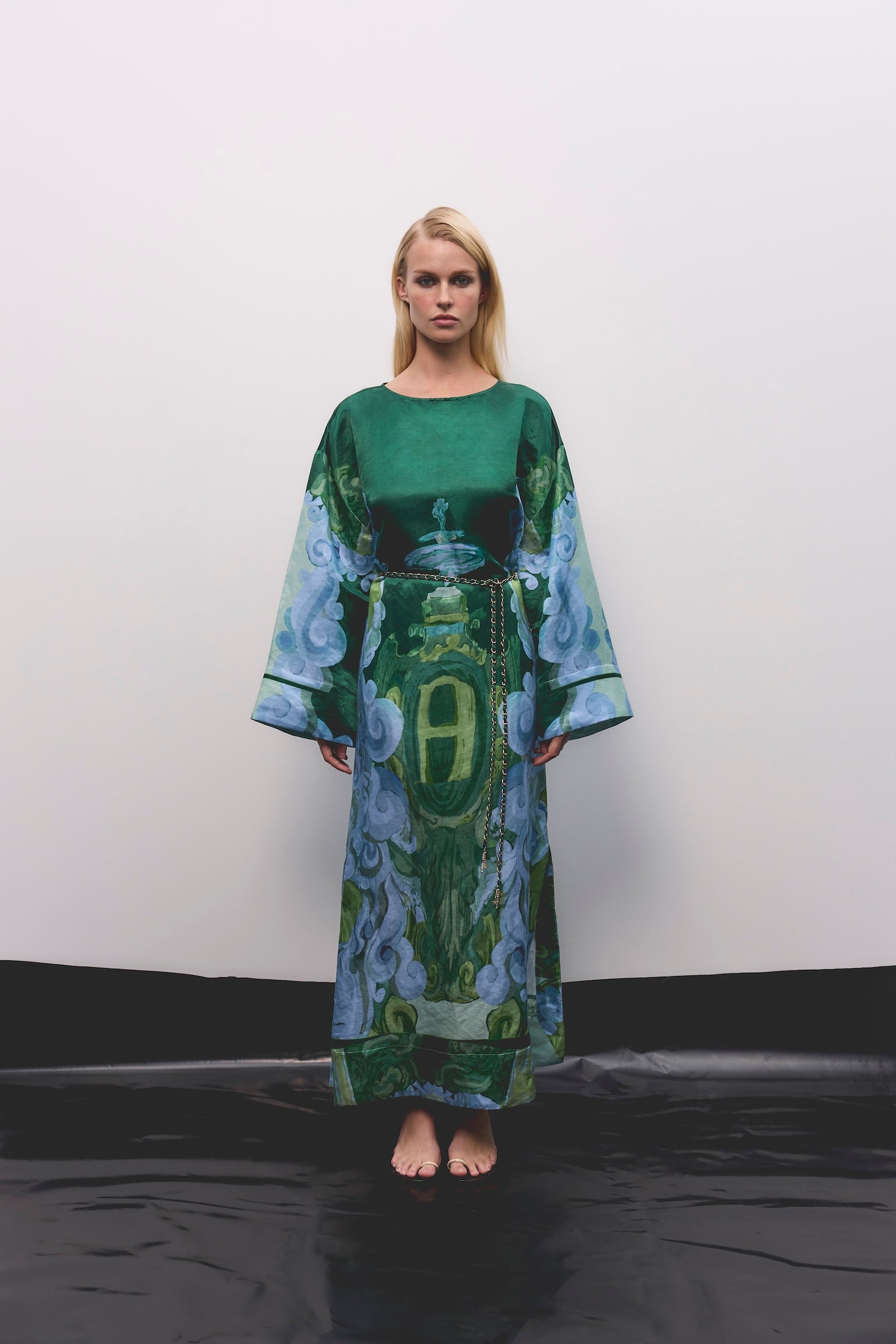 RUNAWAY KAFTAN DRESS
