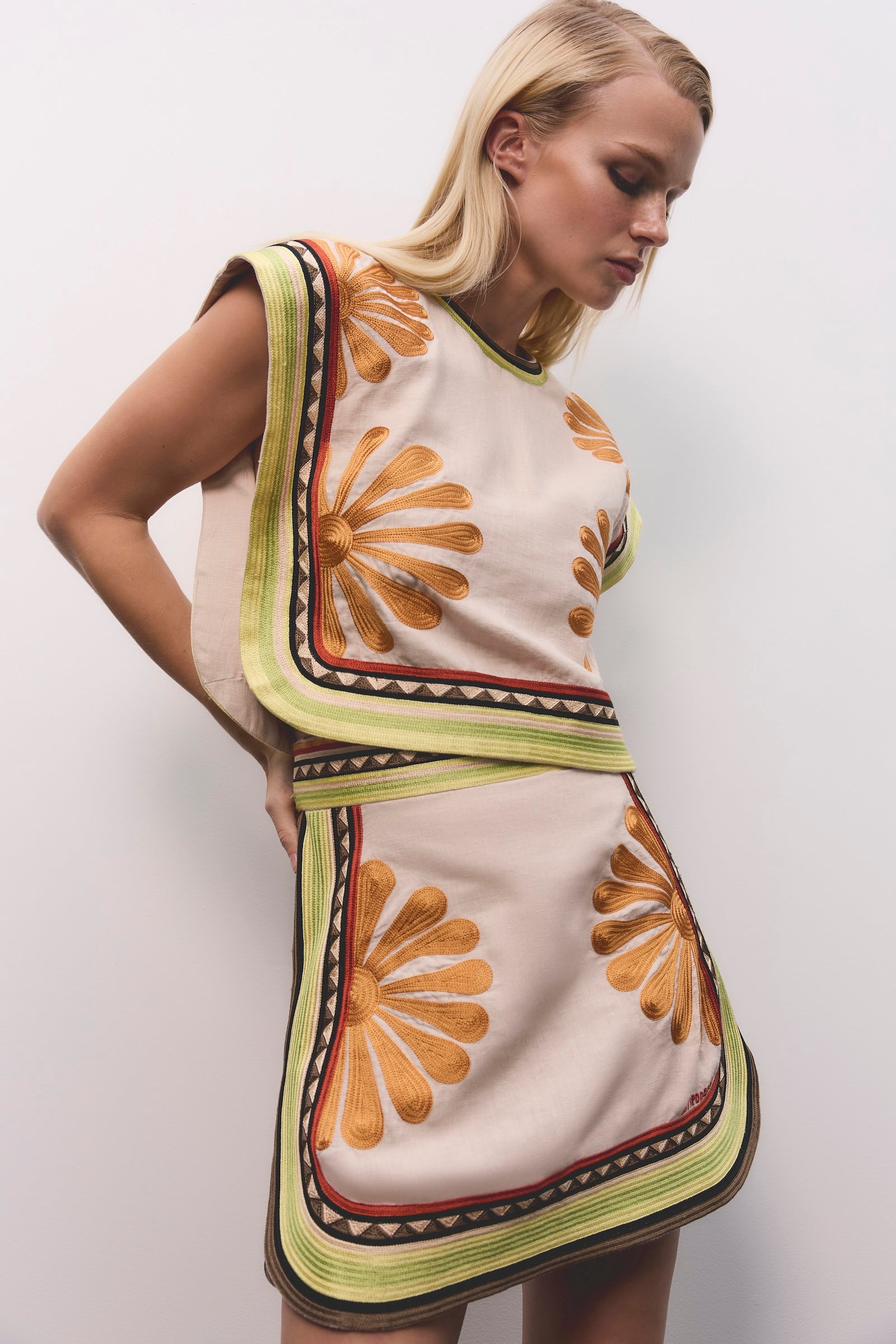 DÉJÀ VU OVERSIZED CROP