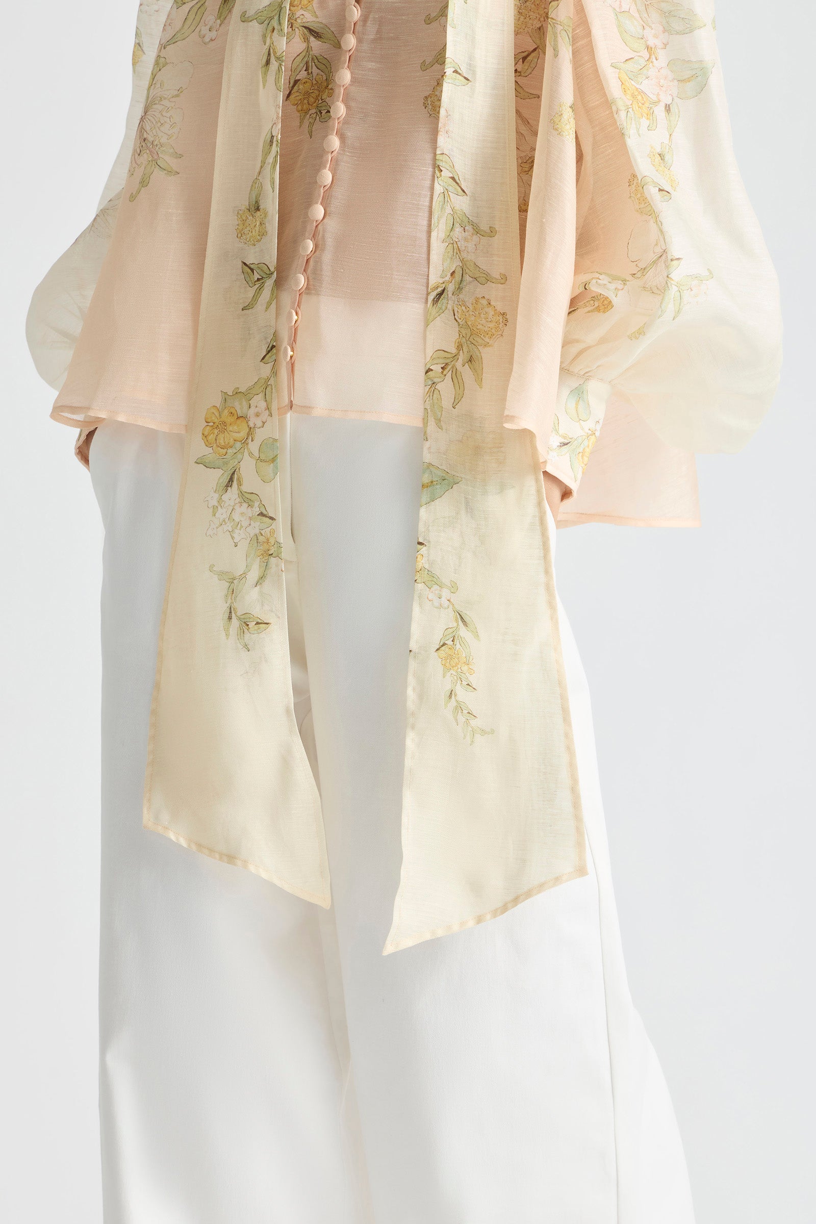 VOILA NECK TIE BILLOW BLOUSE