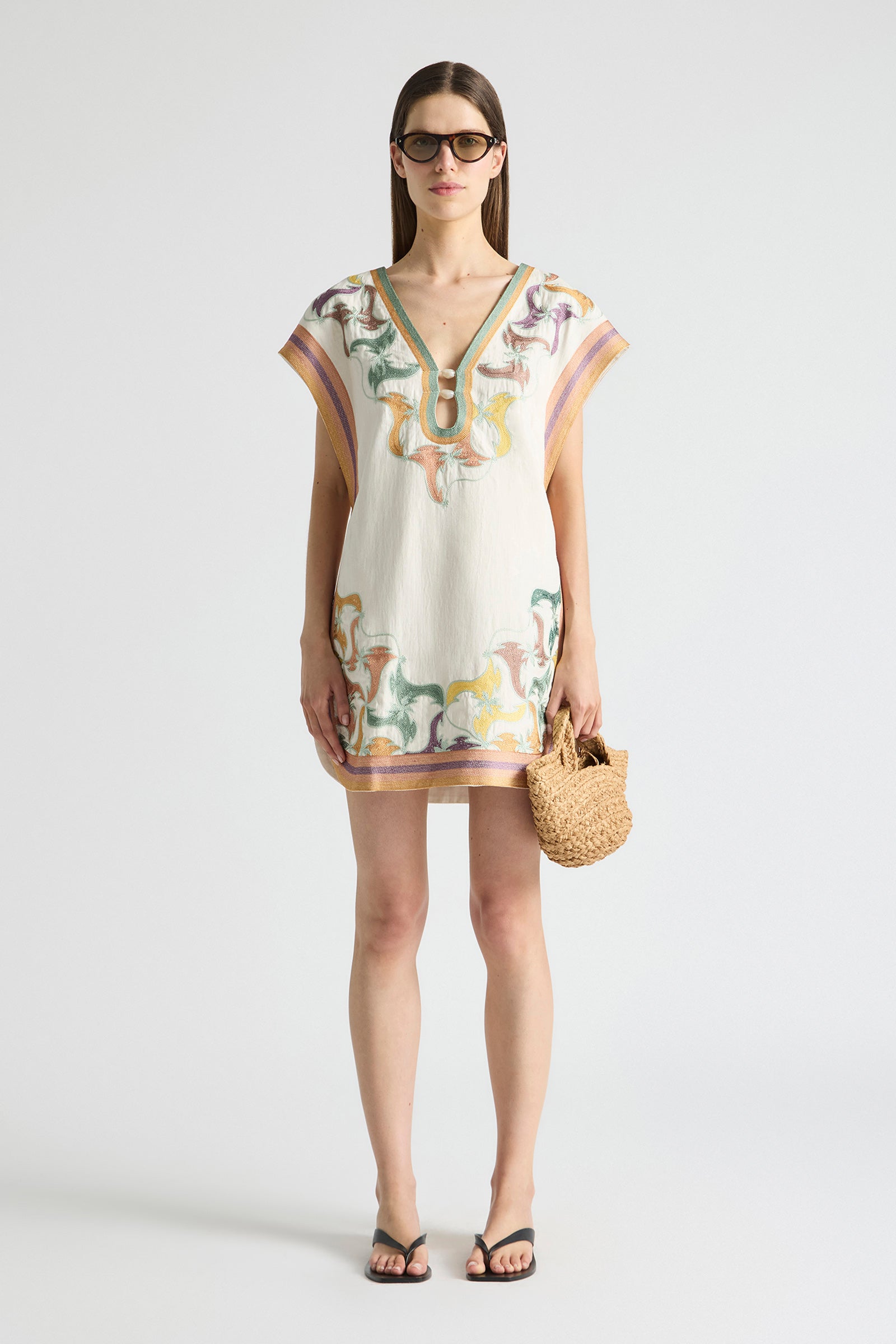 FRAMED CAP SLEEVE SHIFT DRESS WITH KEYHOLE