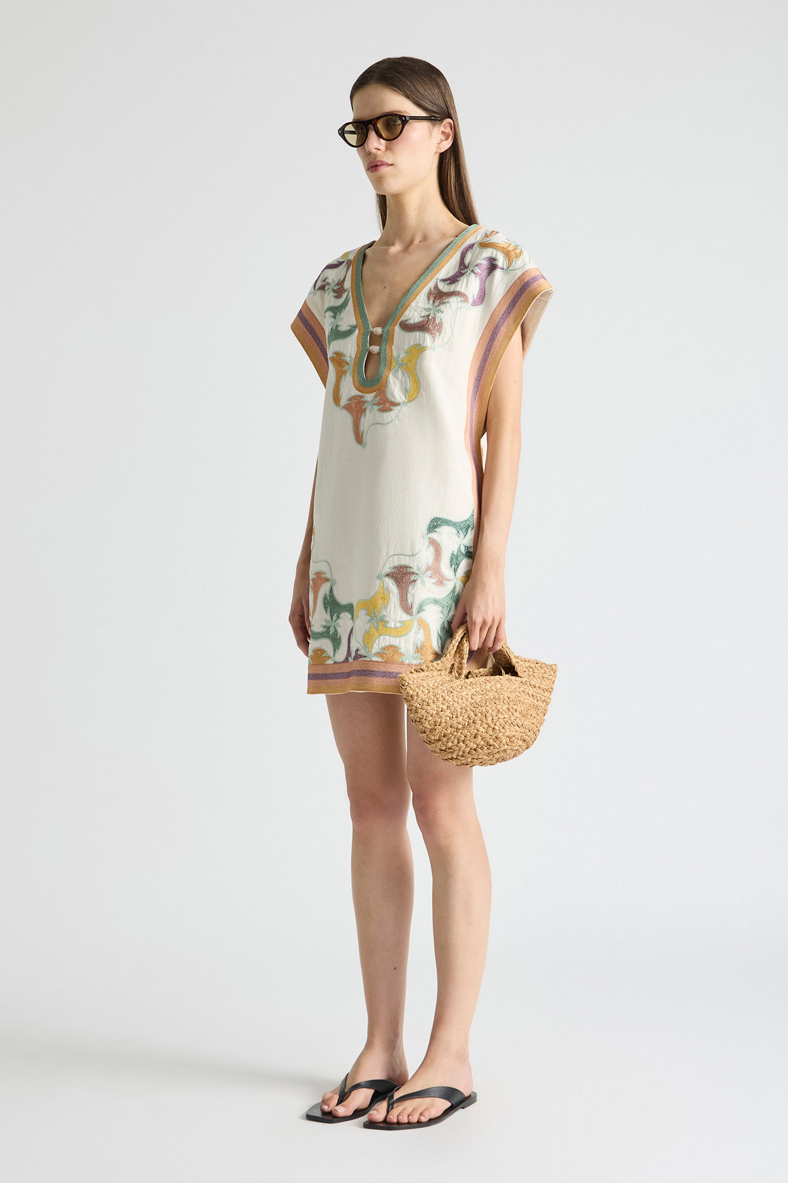 FRAMED CAP SLEEVE SHIFT DRESS WITH KEYHOLE