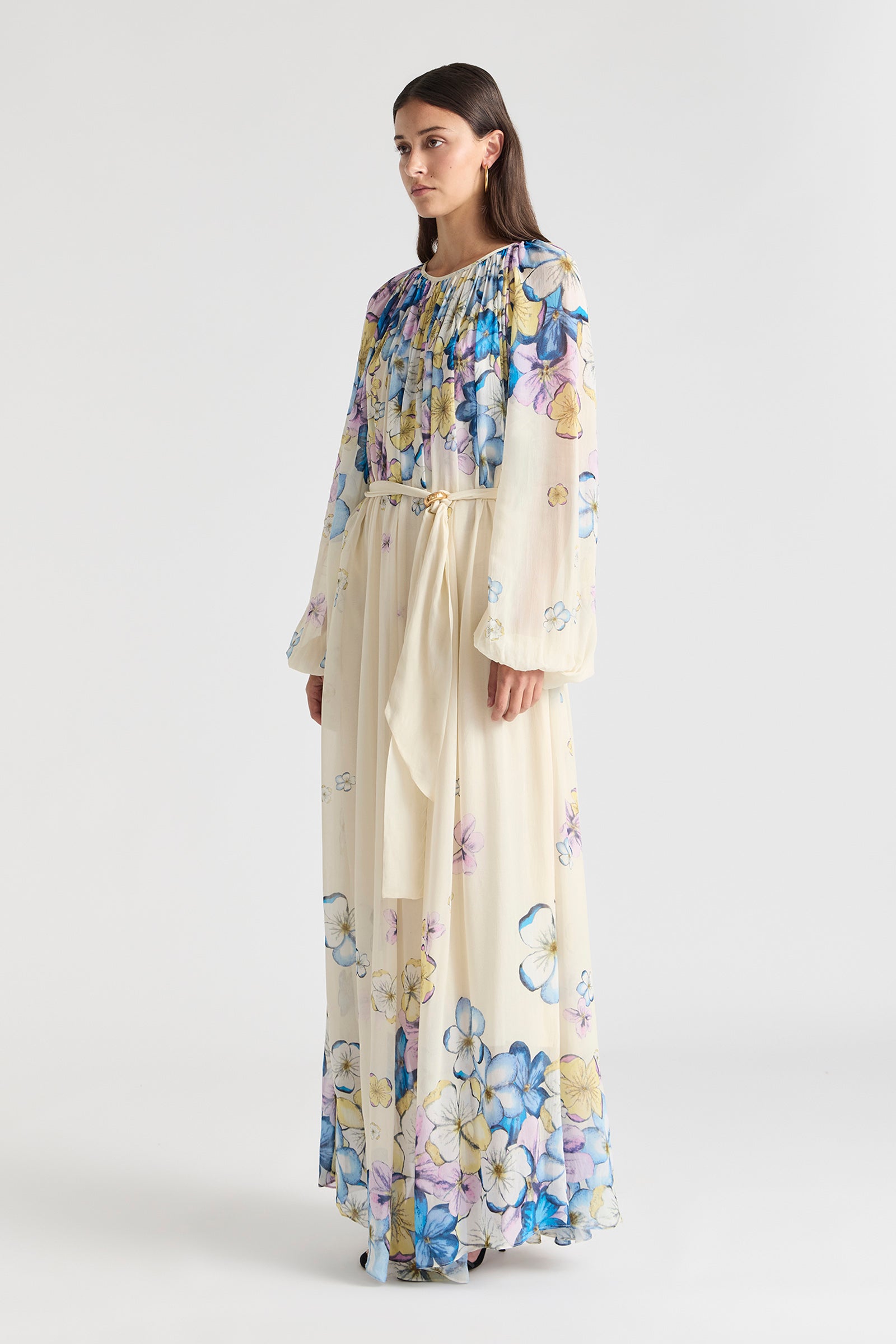 SOLUNA BILLOW SLEEVE GOWN