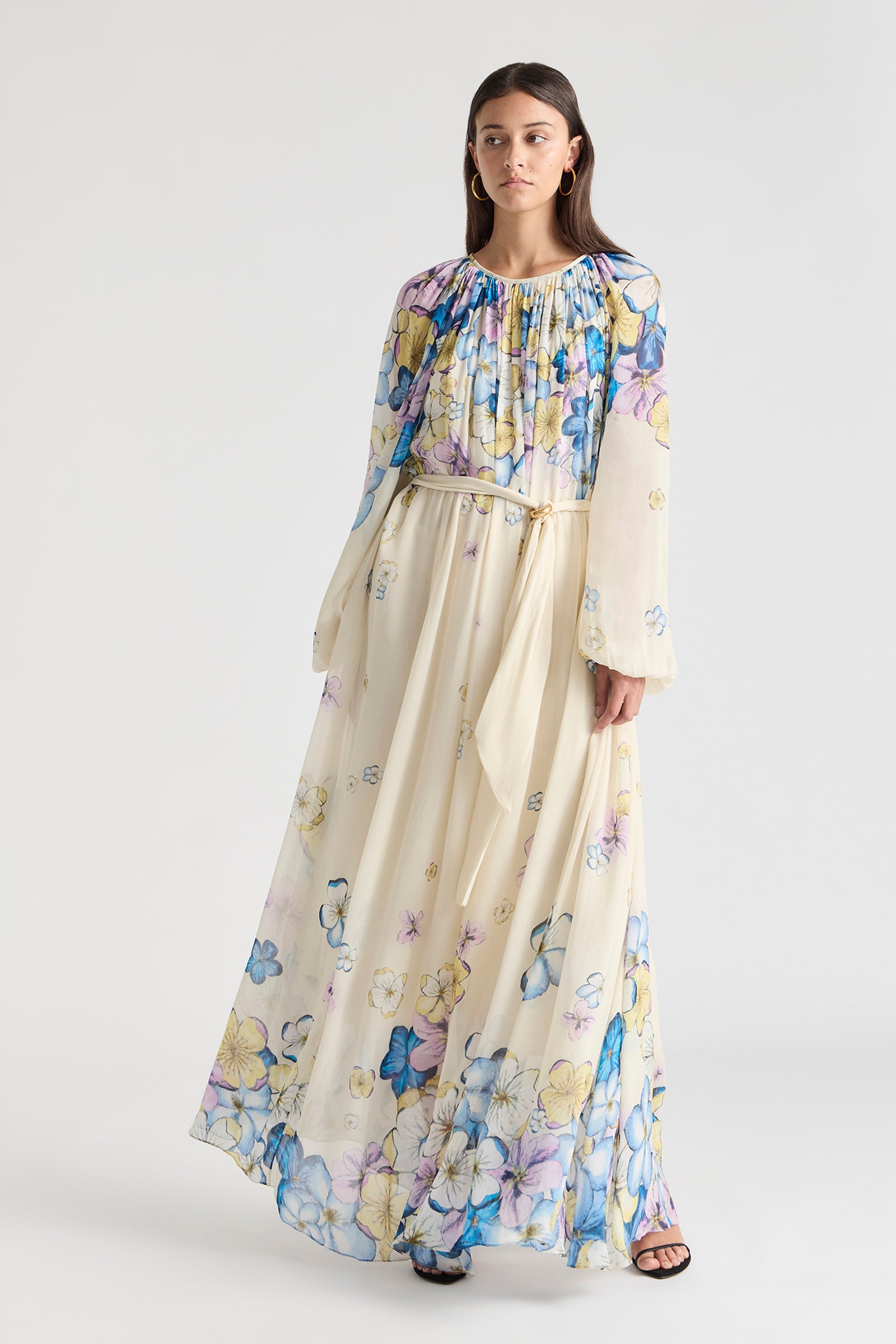 SOLUNA BILLOW SLEEVE GOWN