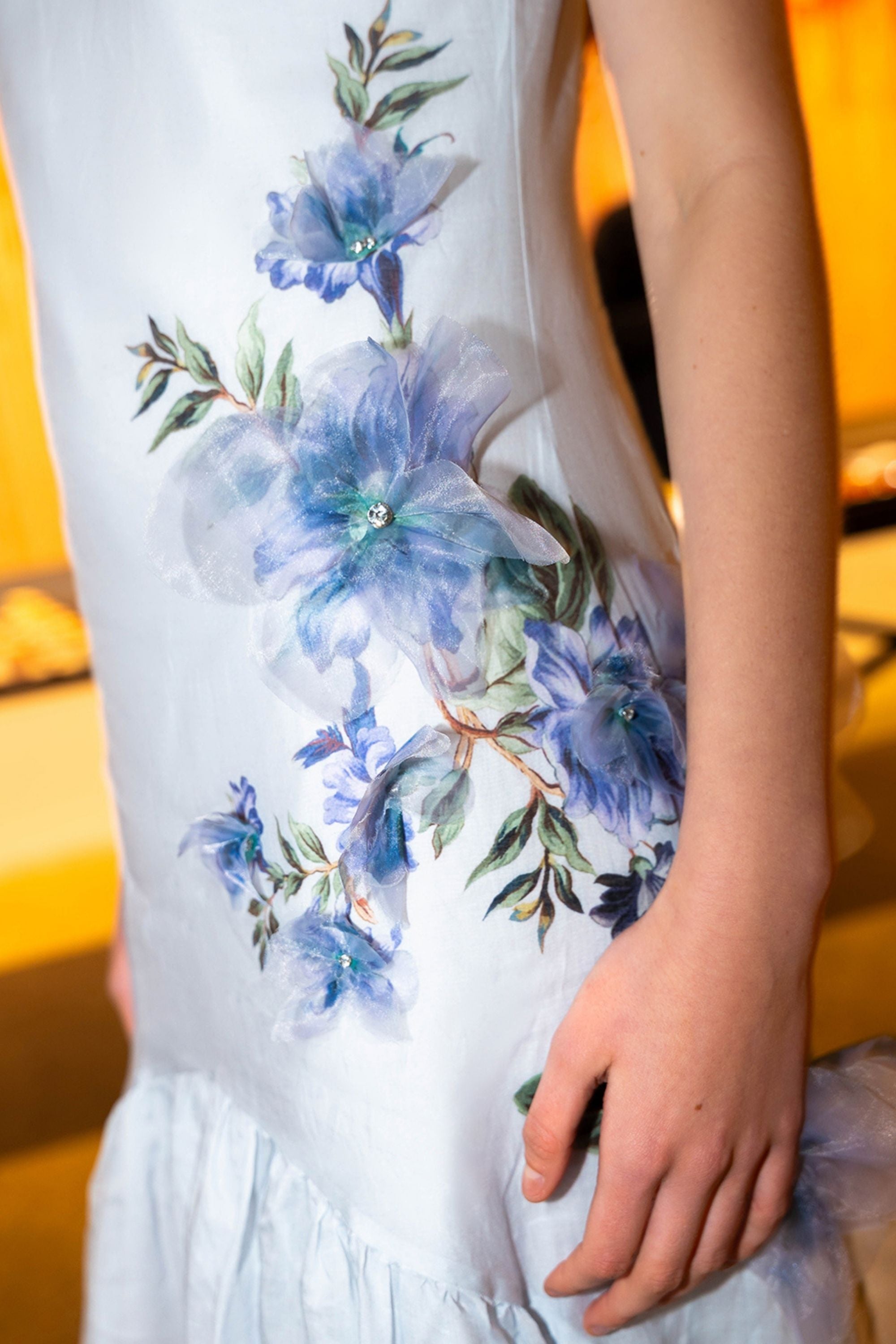 BISOUS OPEN BACK BOAT NECK DRESS