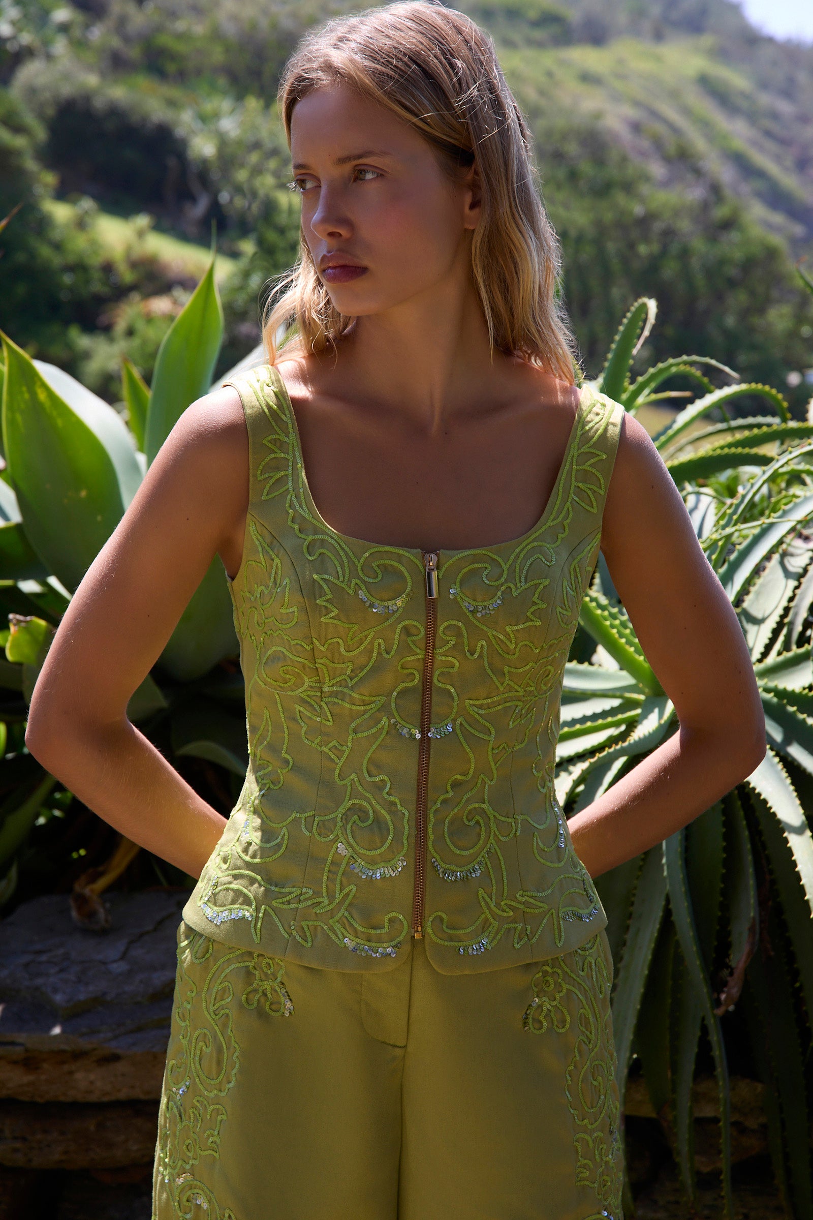 OASIS BODICE TOP WITH ZIP