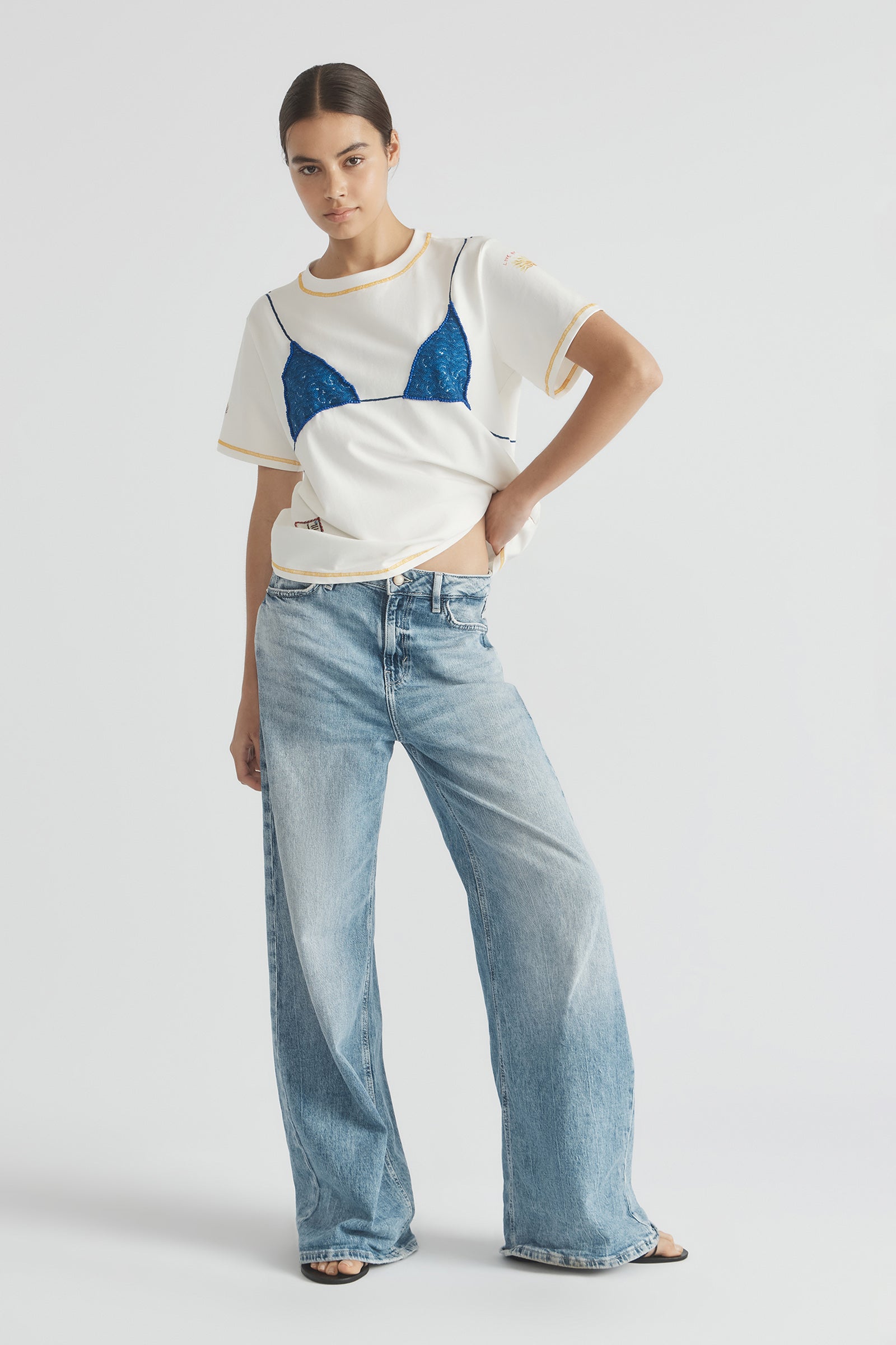 VACAY ALL DAY CLASSIC TEE