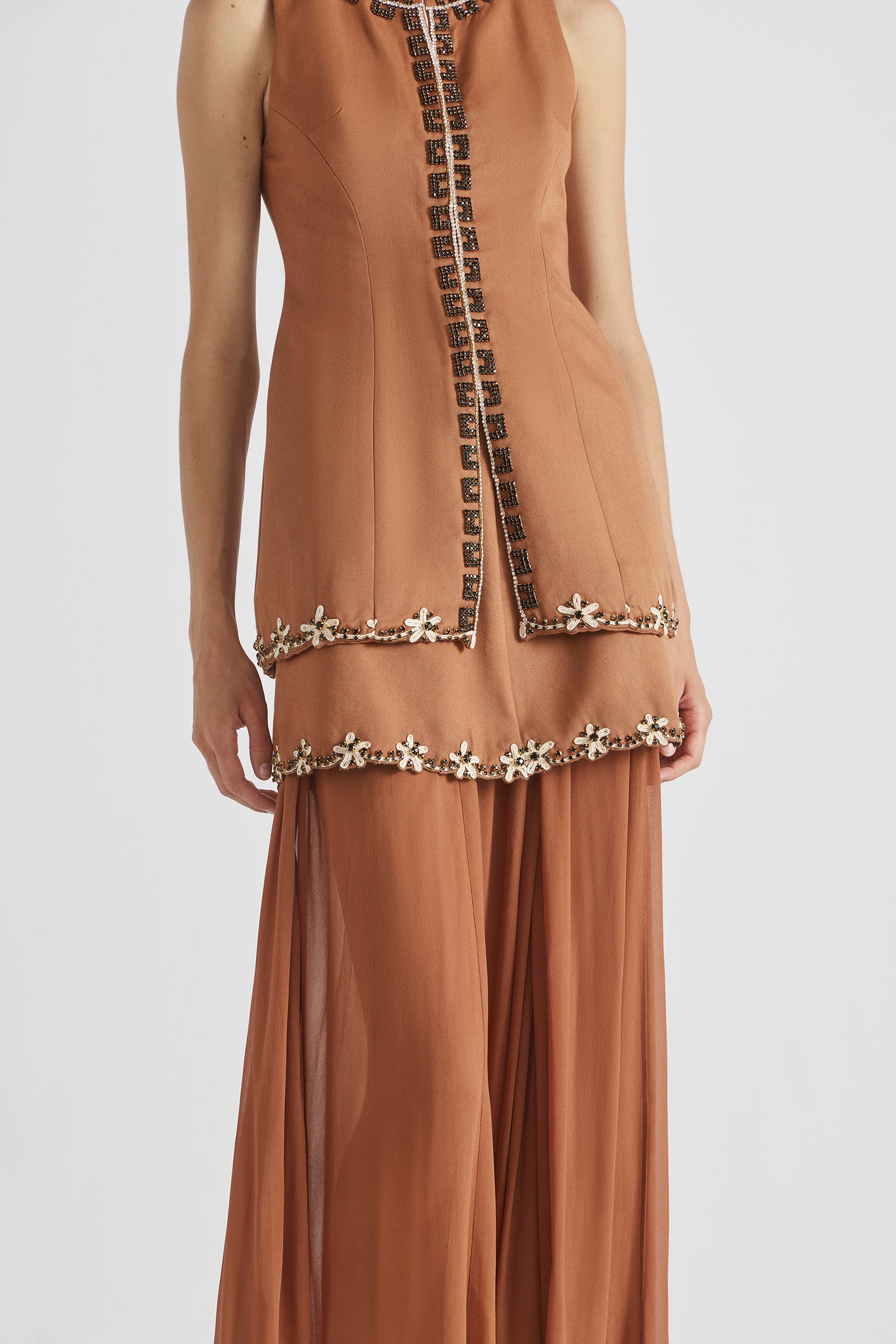 STARLIGHT SLEEVELESS TAILORED TUNIC