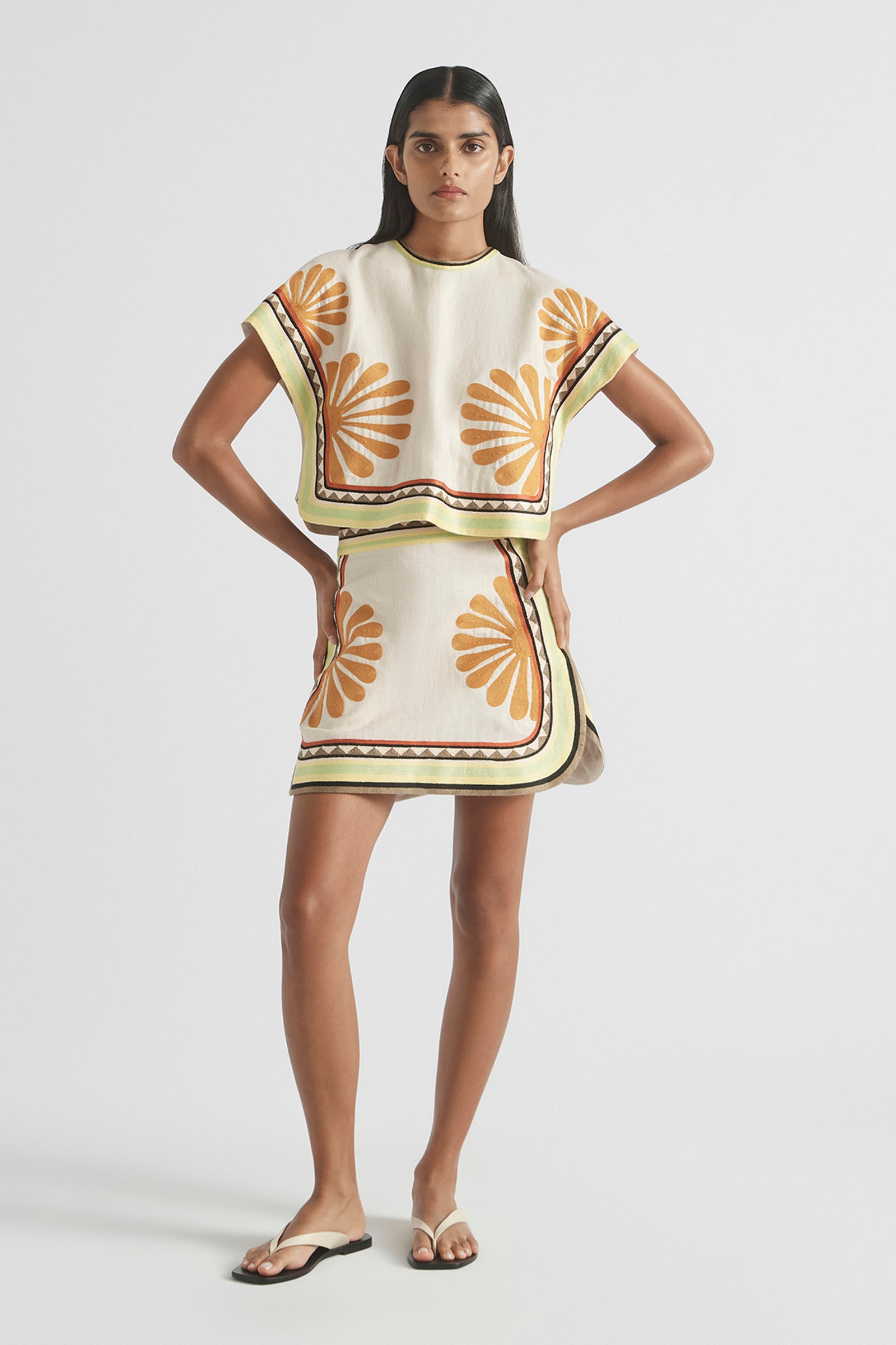 DÉJÀ VU OVERSIZED CROP