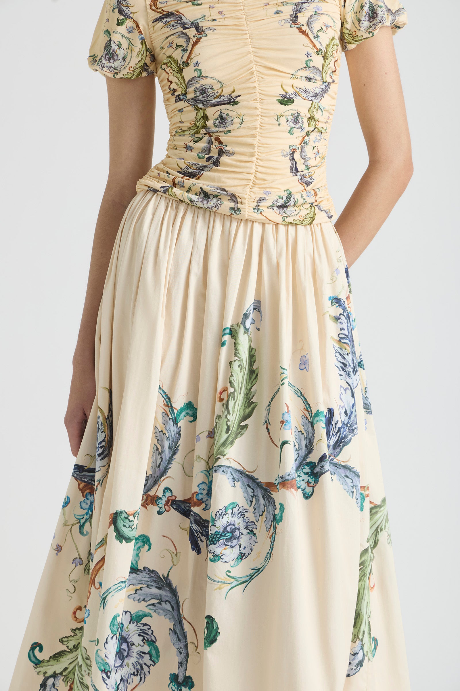 LE BON BON GATHERED WAIST SKIRT