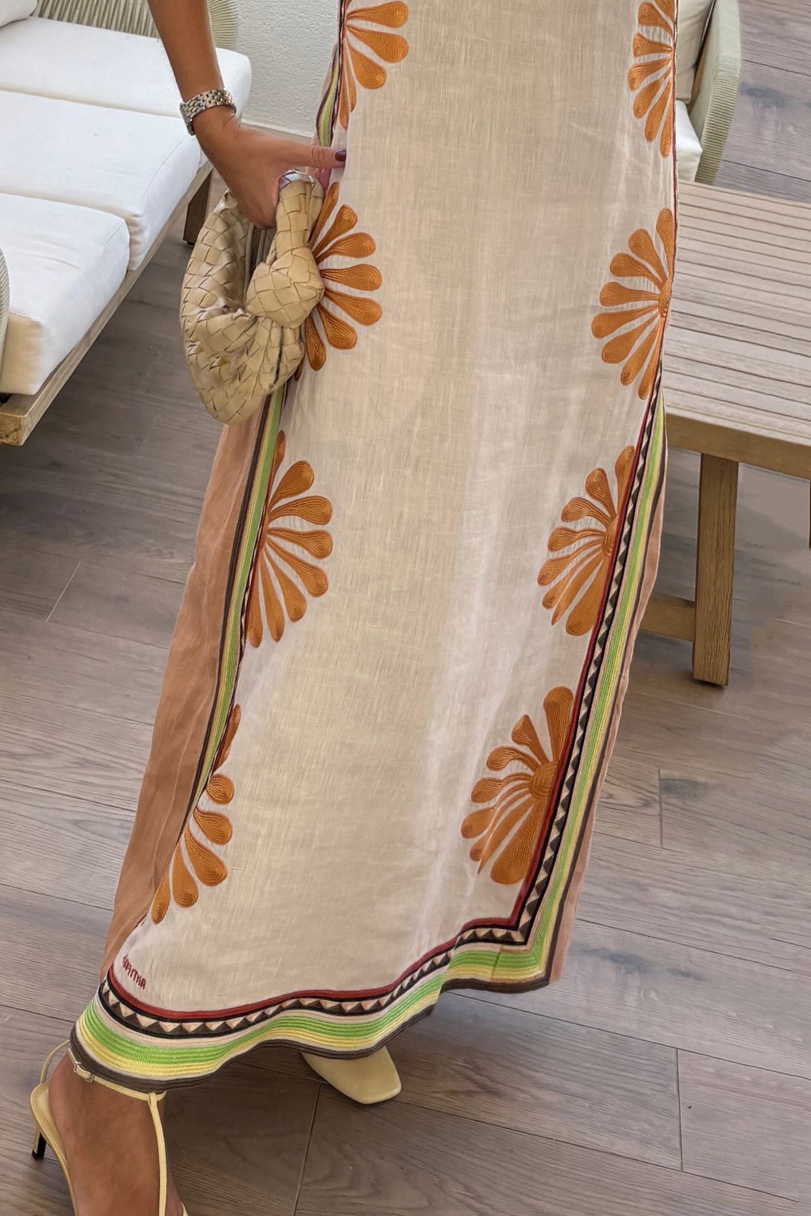 DÉJÀ VU SCOOP NECK GOWN