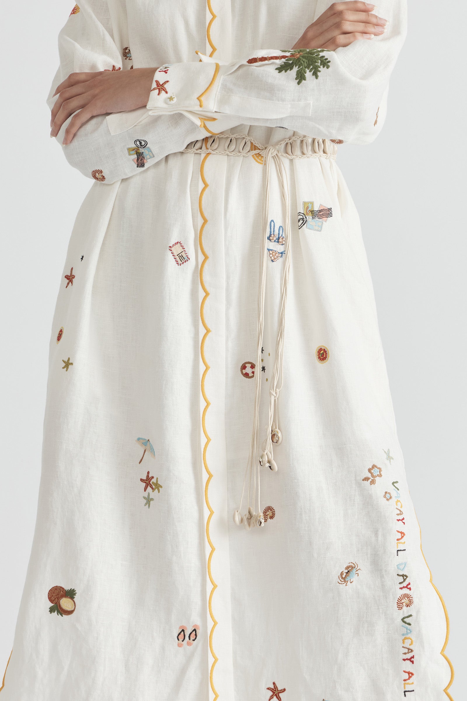 VACAY ALL DAY CUFF DETAIL SHIRT DRESS