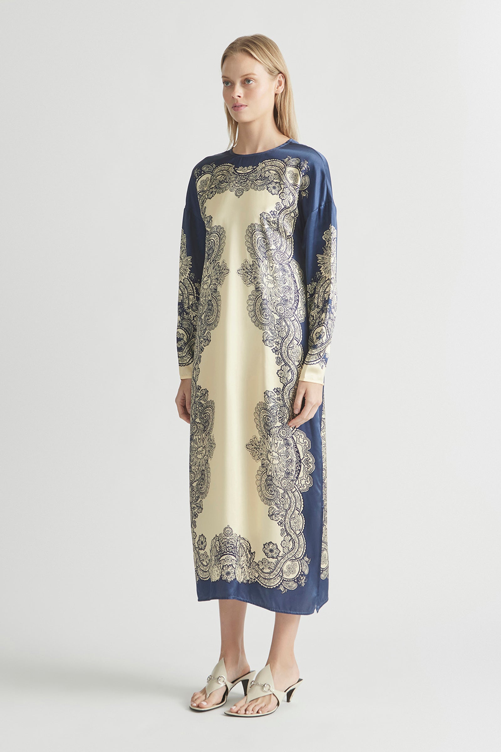 ISLANDS LONG SLEEVE COLUMN DRESS