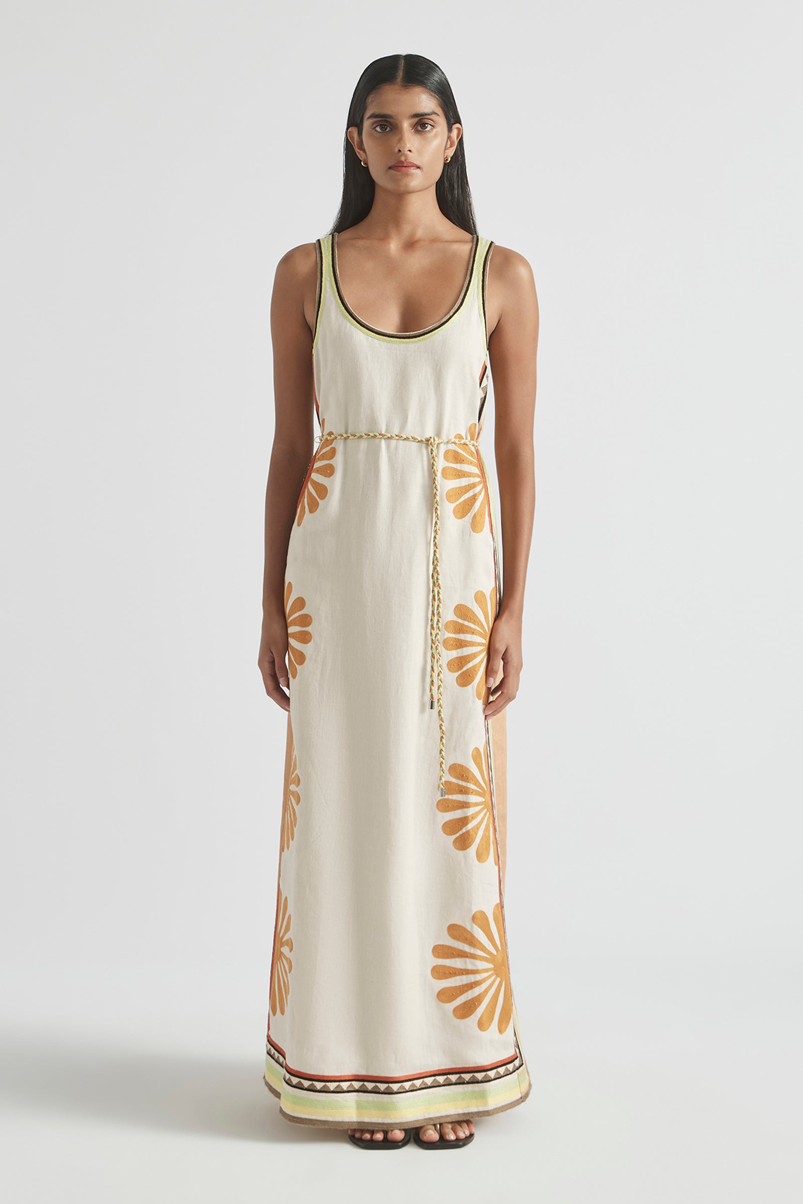 DÉJÀ VU SCOOP NECK GOWN
