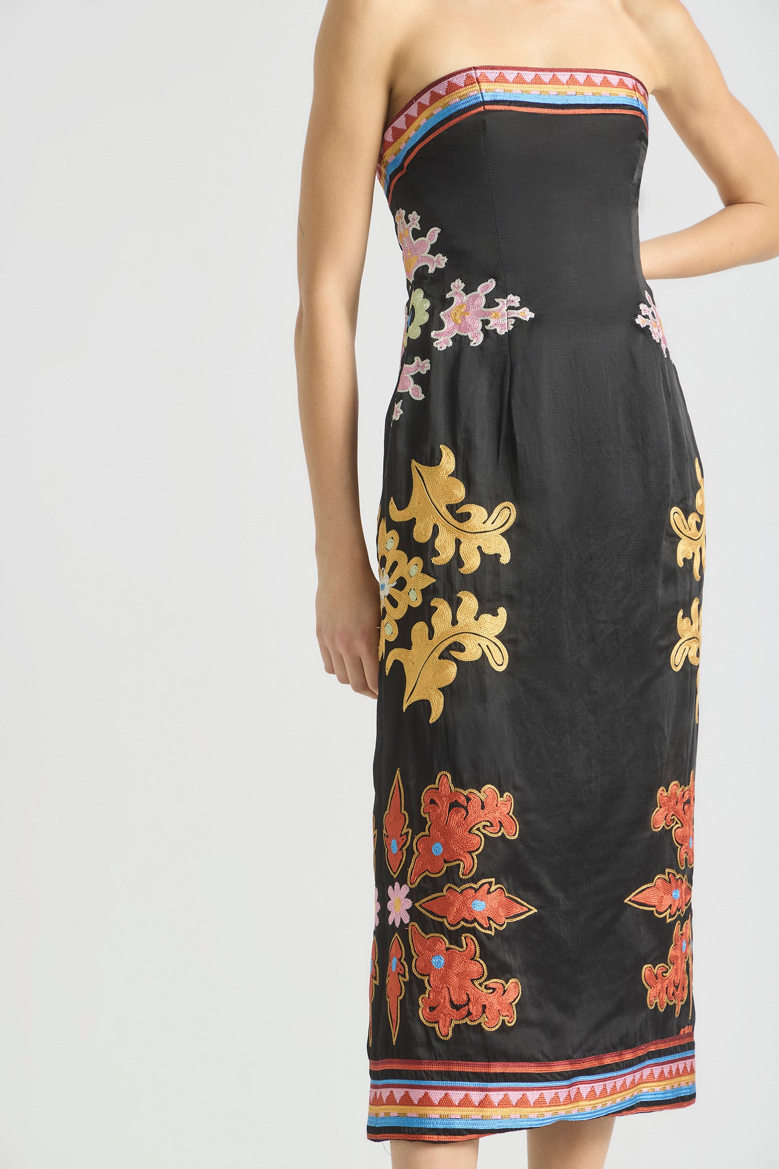 MOONLIT SCULPTURAL BODICE DRESS