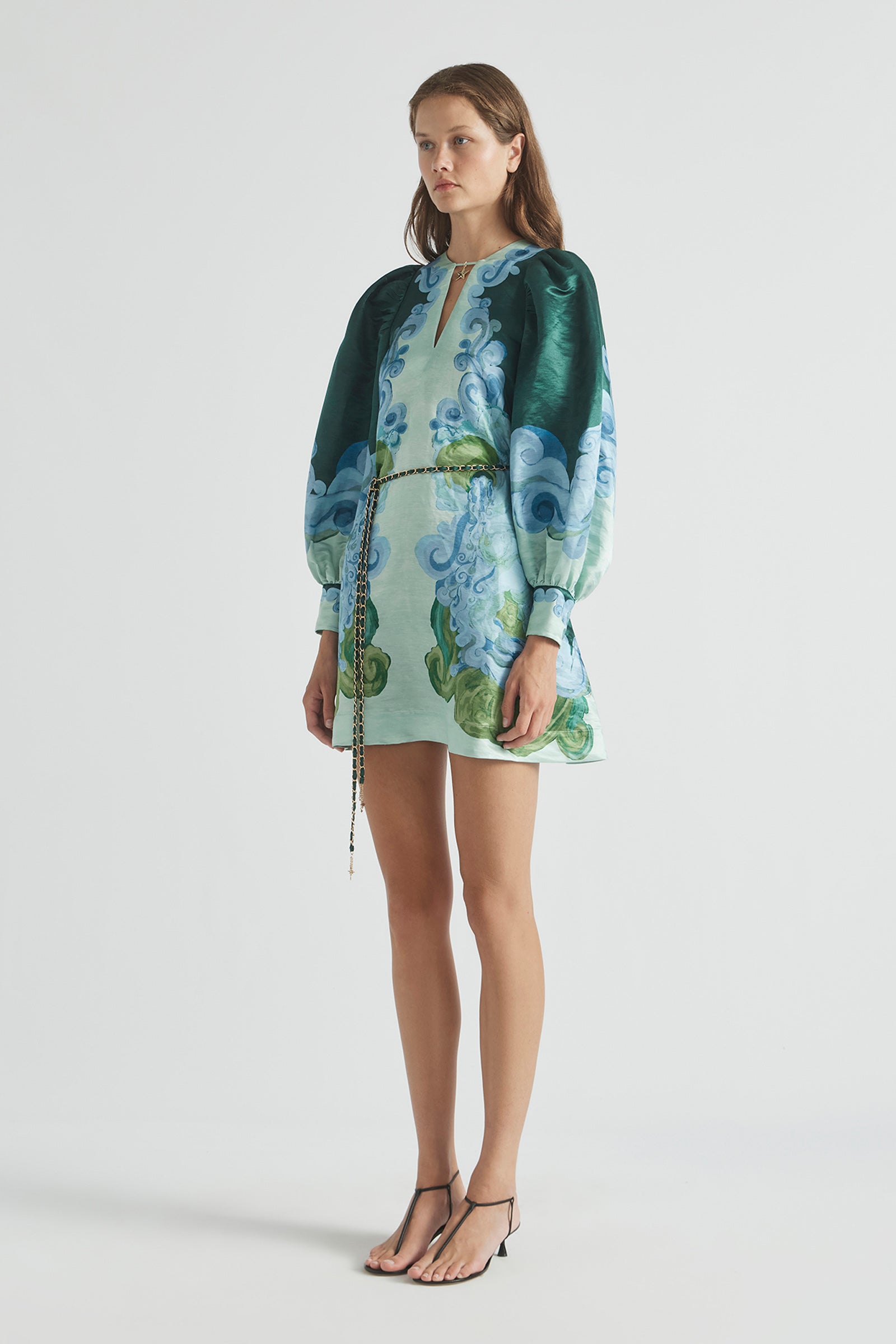RUNAWAY BILLOW SHIFT DRESS