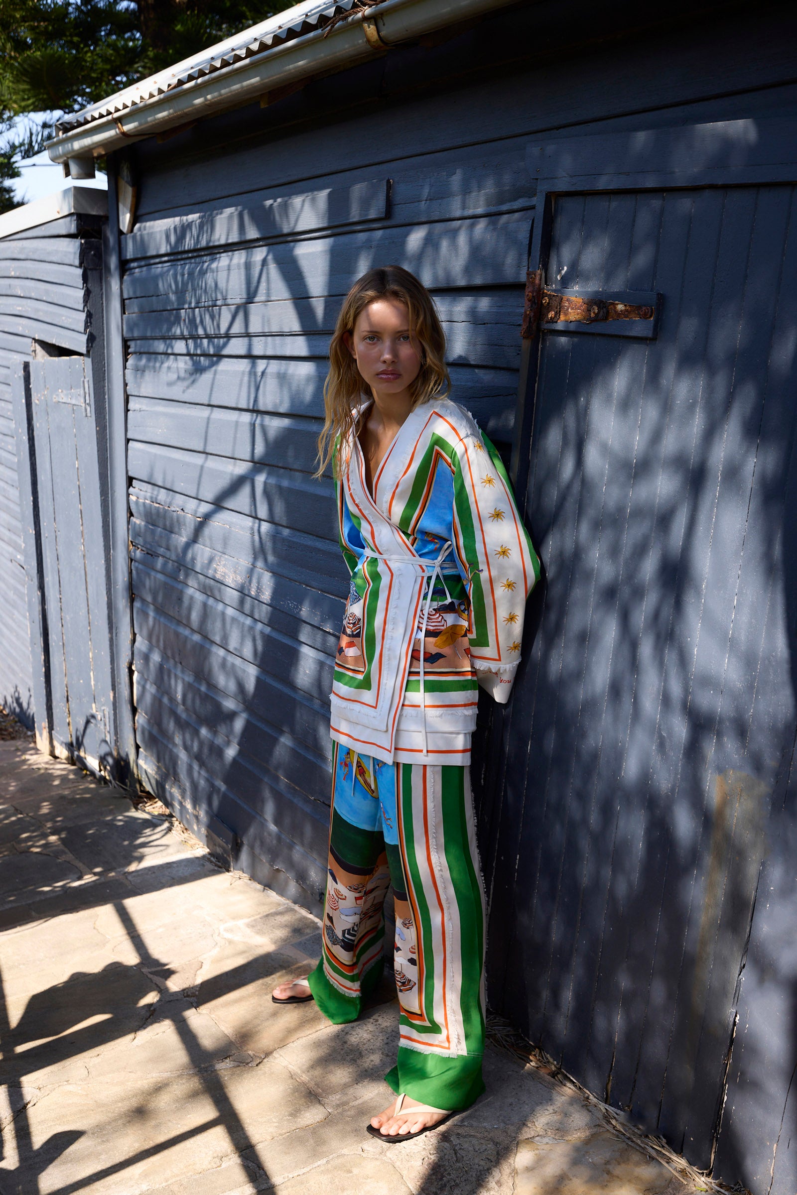 RIPPLE EFFECT RELAXED MINI ROBE DRESS