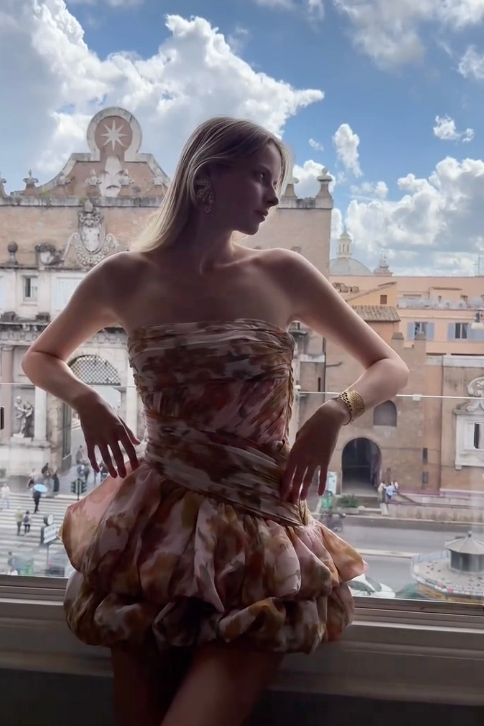 PEACH DREAM BUBBLE MINI DRESS